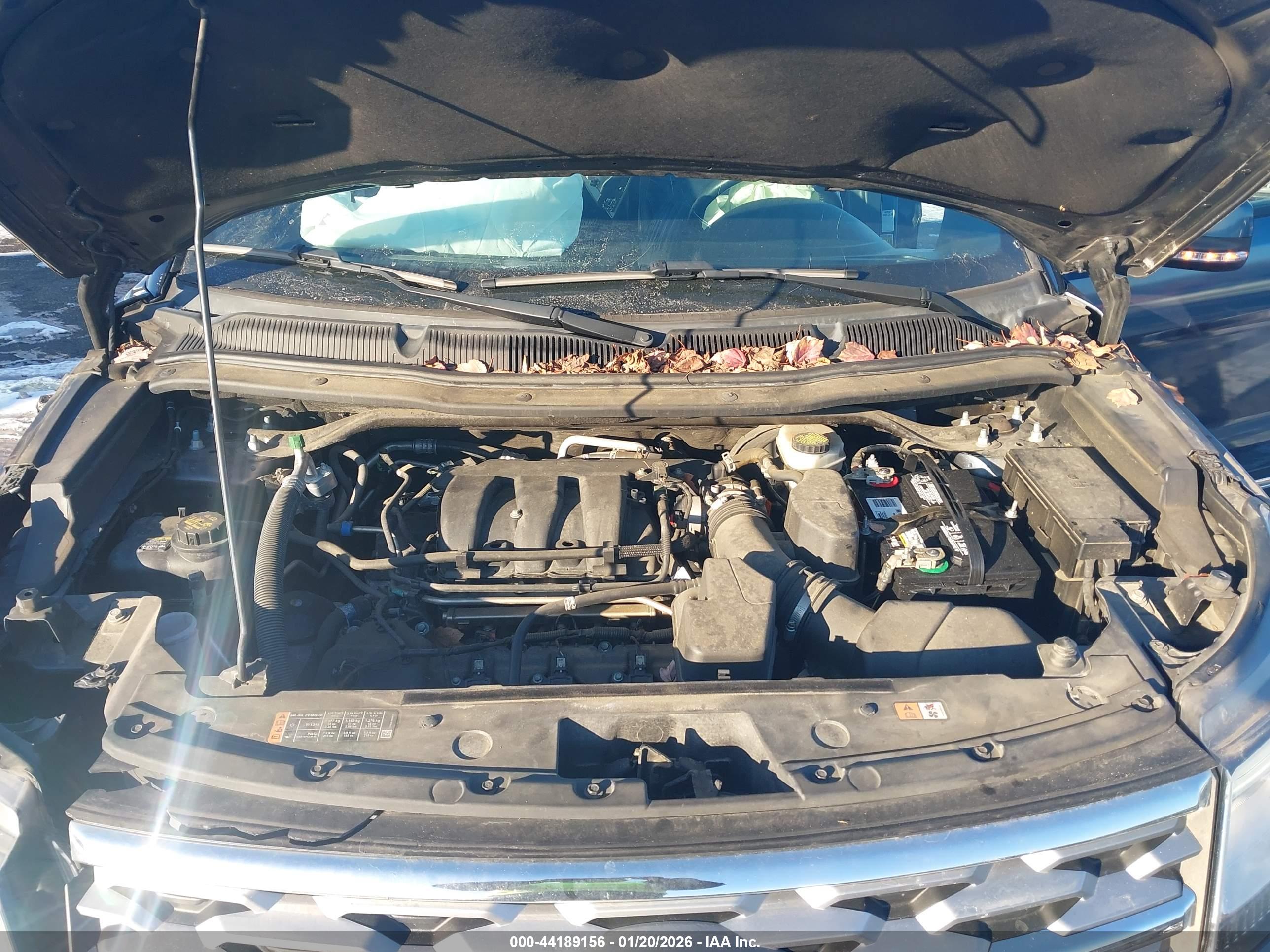 FORD EXPLORER image 10