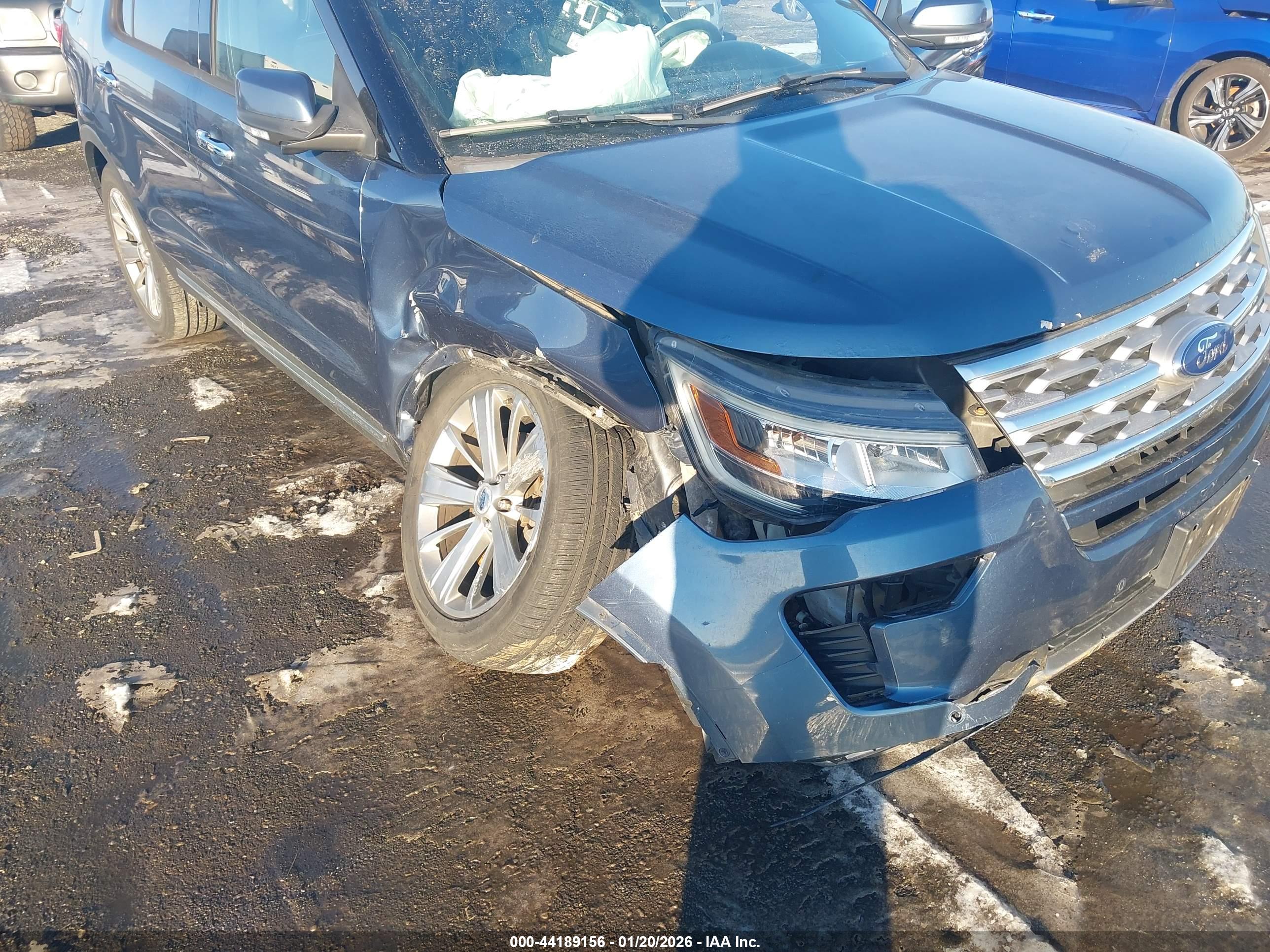 FORD EXPLORER image 6