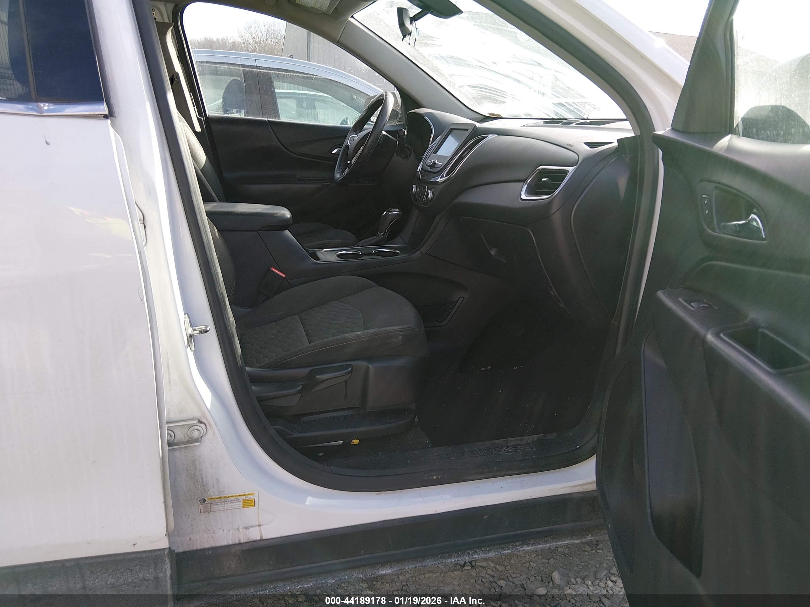 CHEVROLET EQUINOX image 5
