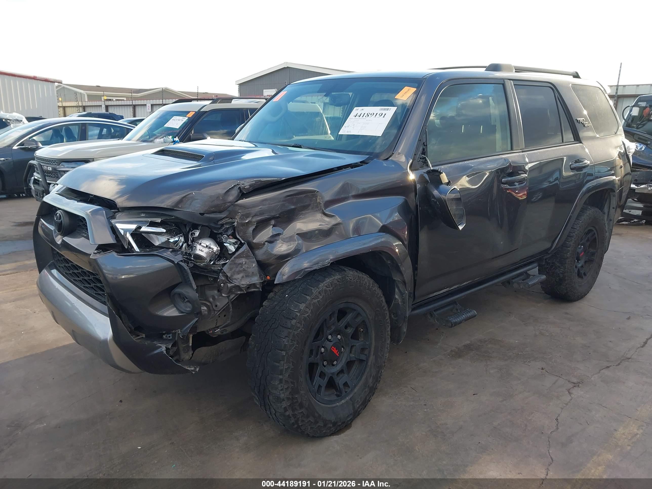 TOYOTA 4RUNNER image 6