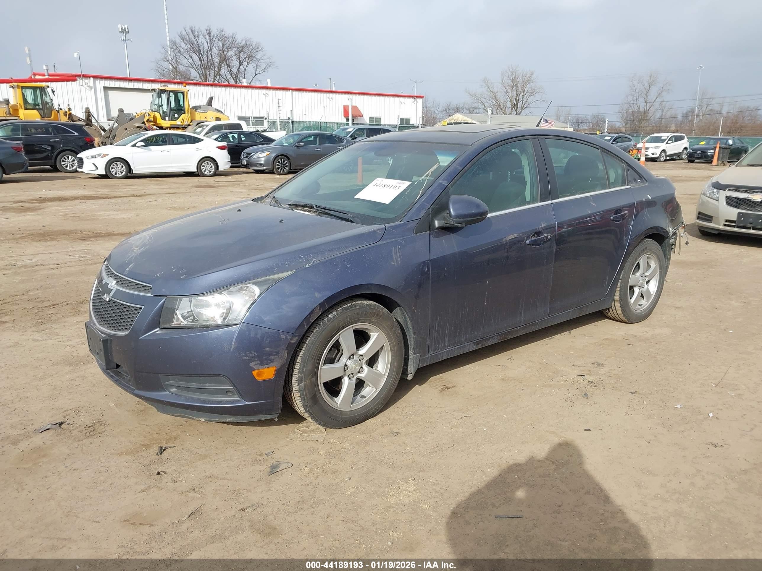 CHEVROLET CRUZE image 2