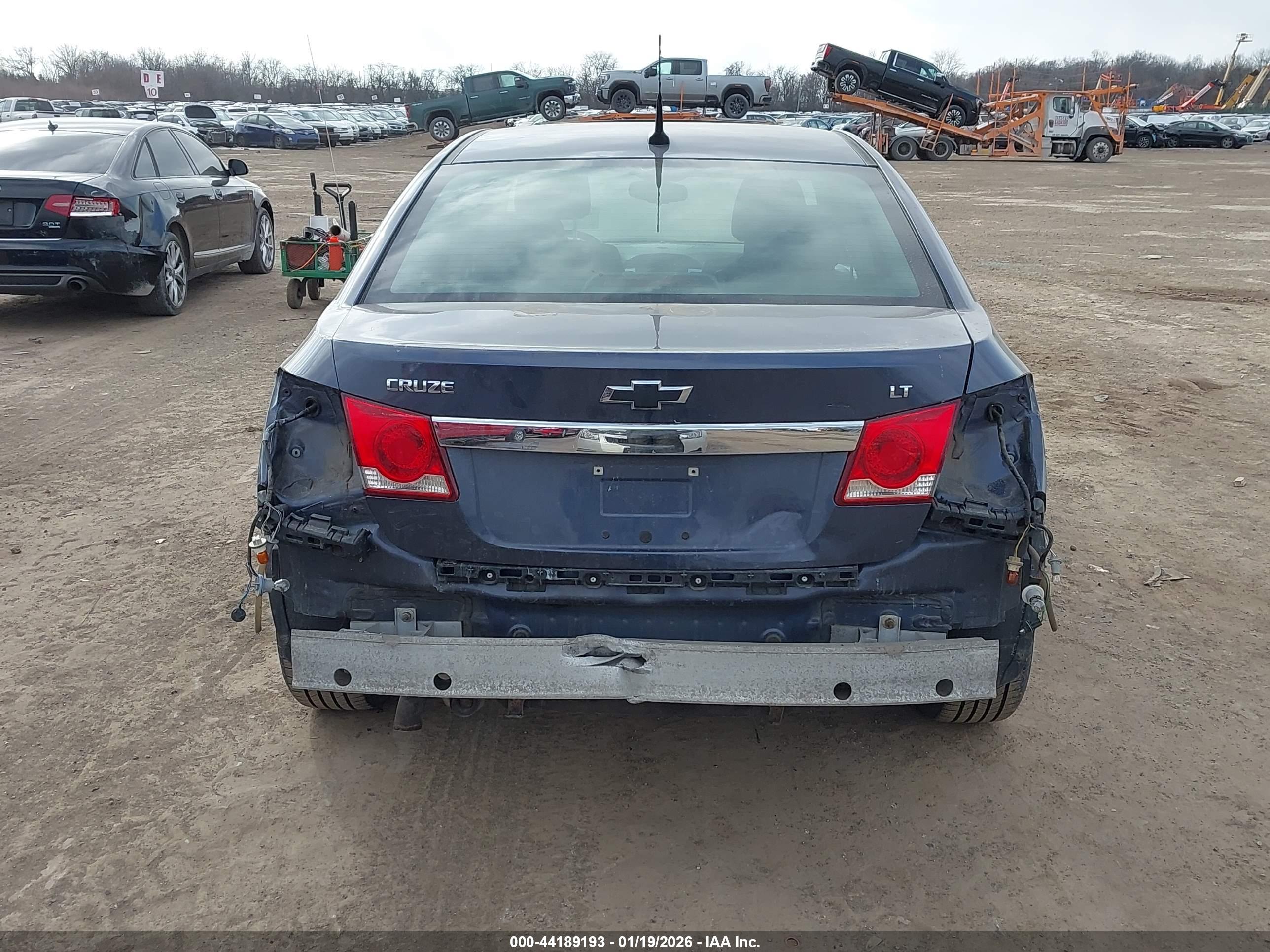 CHEVROLET CRUZE image 6