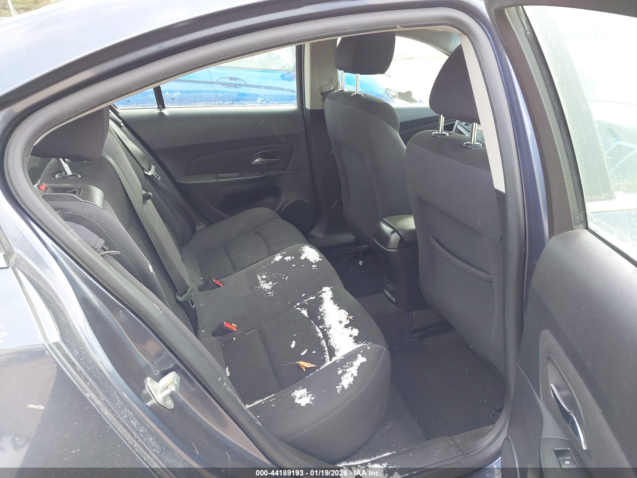 CHEVROLET CRUZE image 8