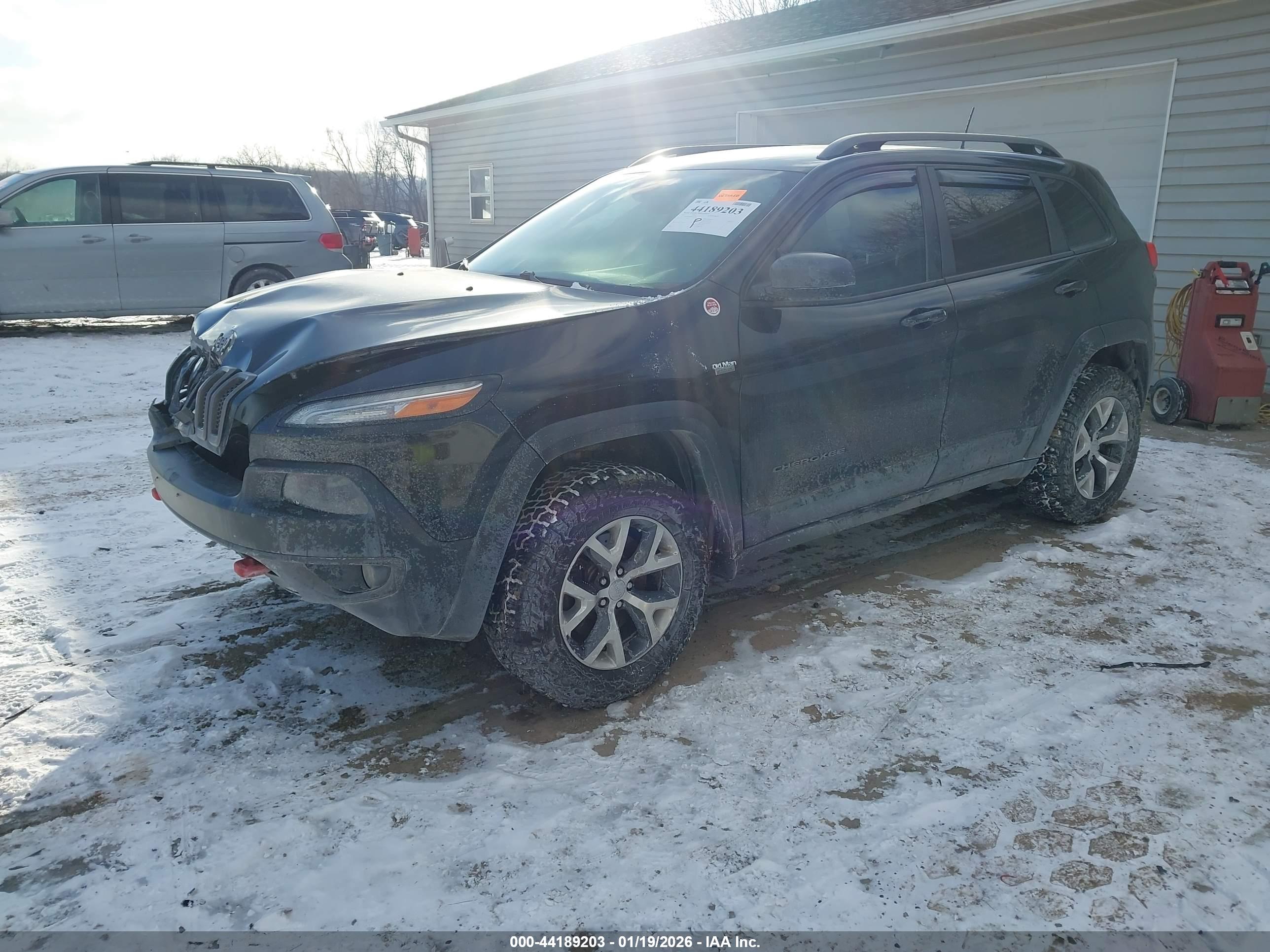 JEEP CHEROKEE image 2