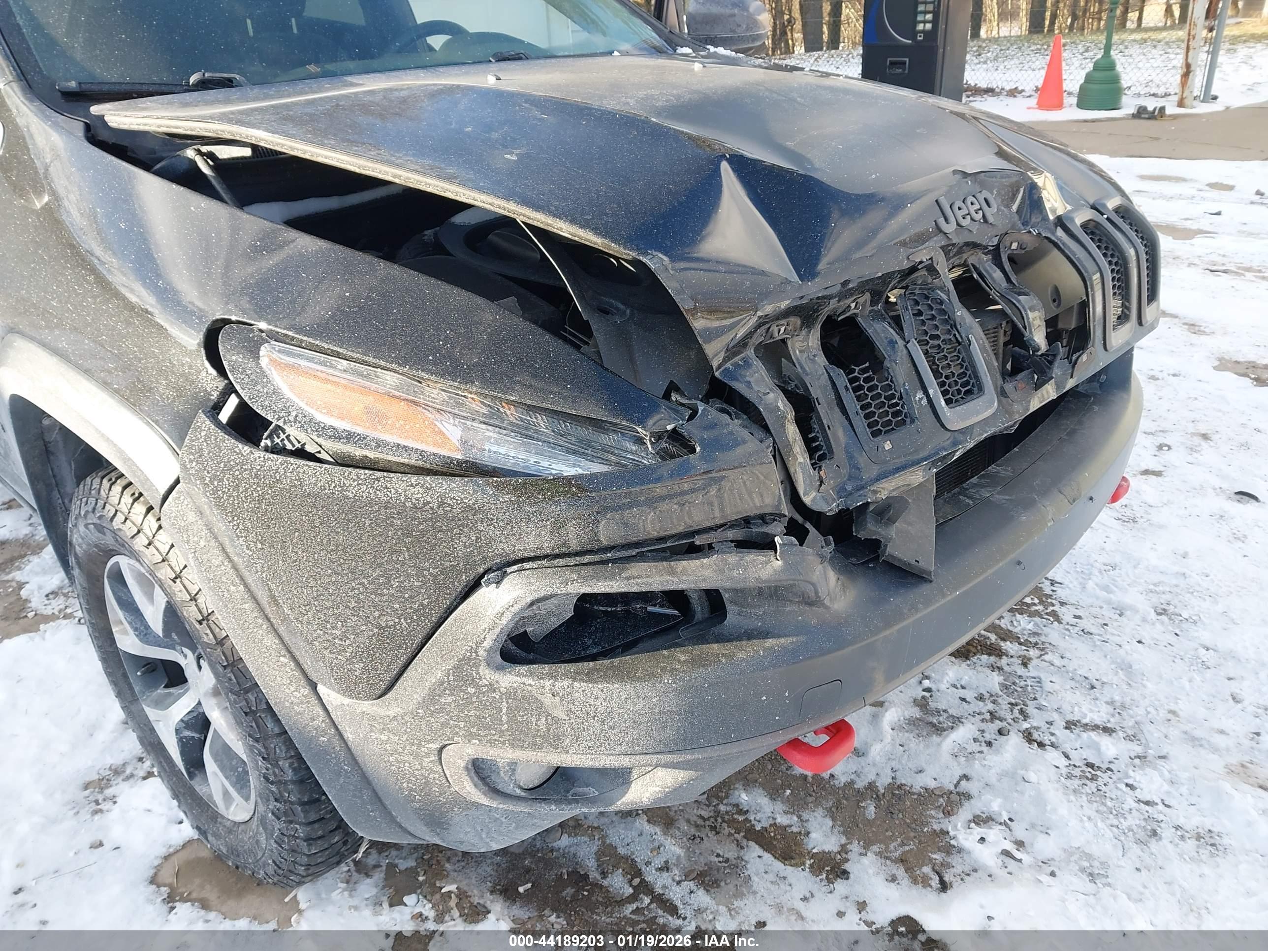 JEEP CHEROKEE image 6