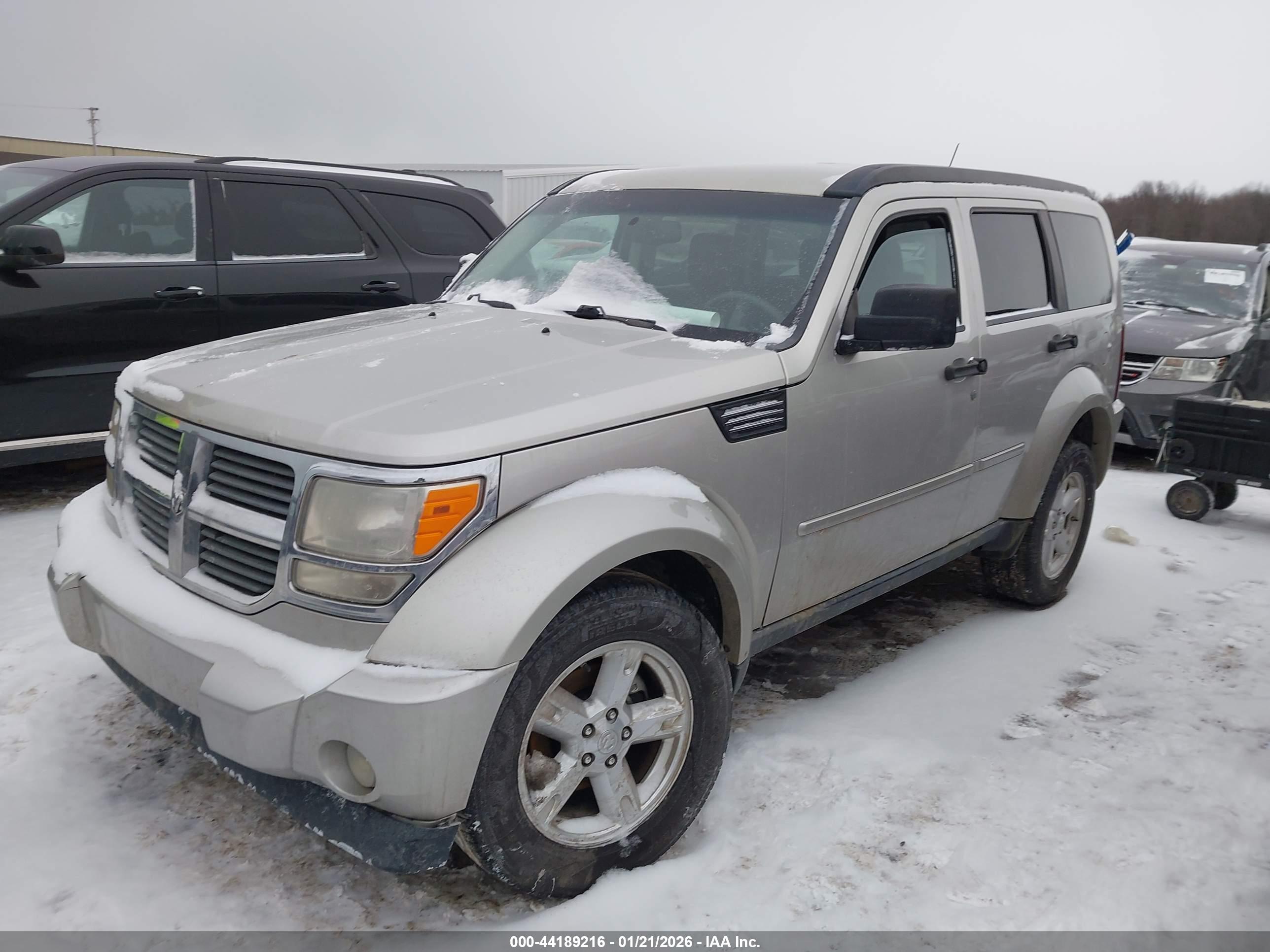 DODGE NITRO image 2