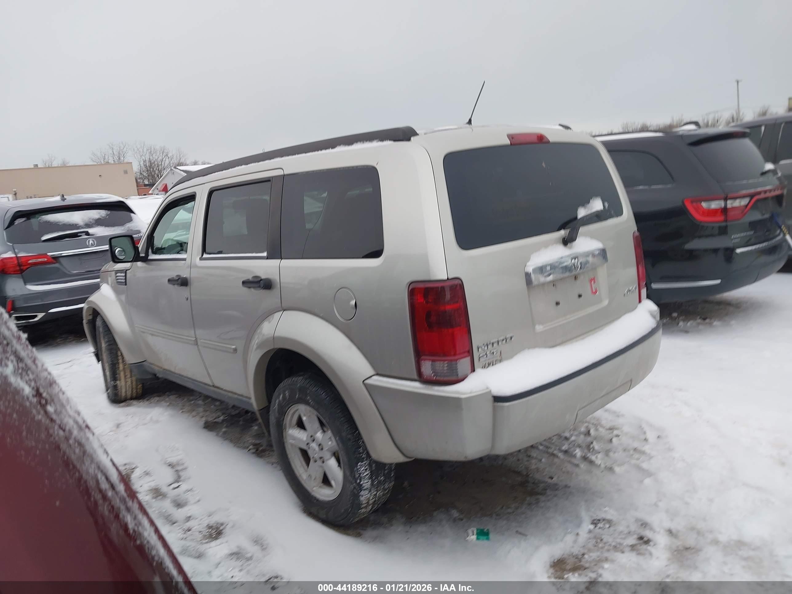 DODGE NITRO image 3