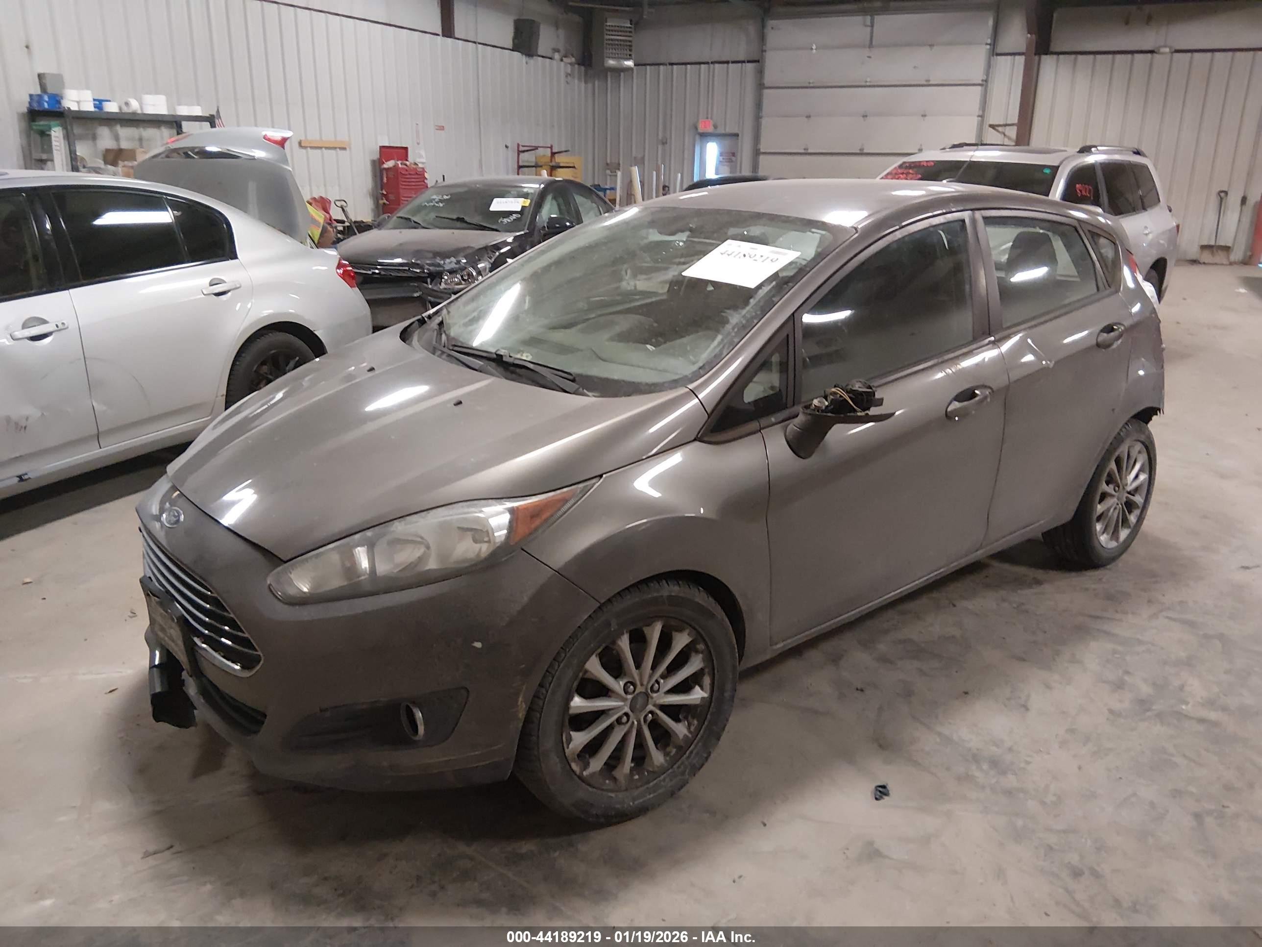 FORD FIESTA image 2