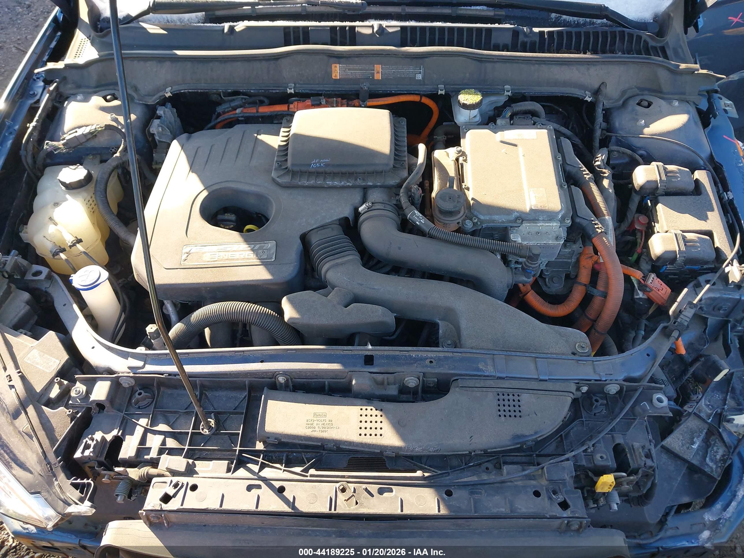 FORD FUSION image 10