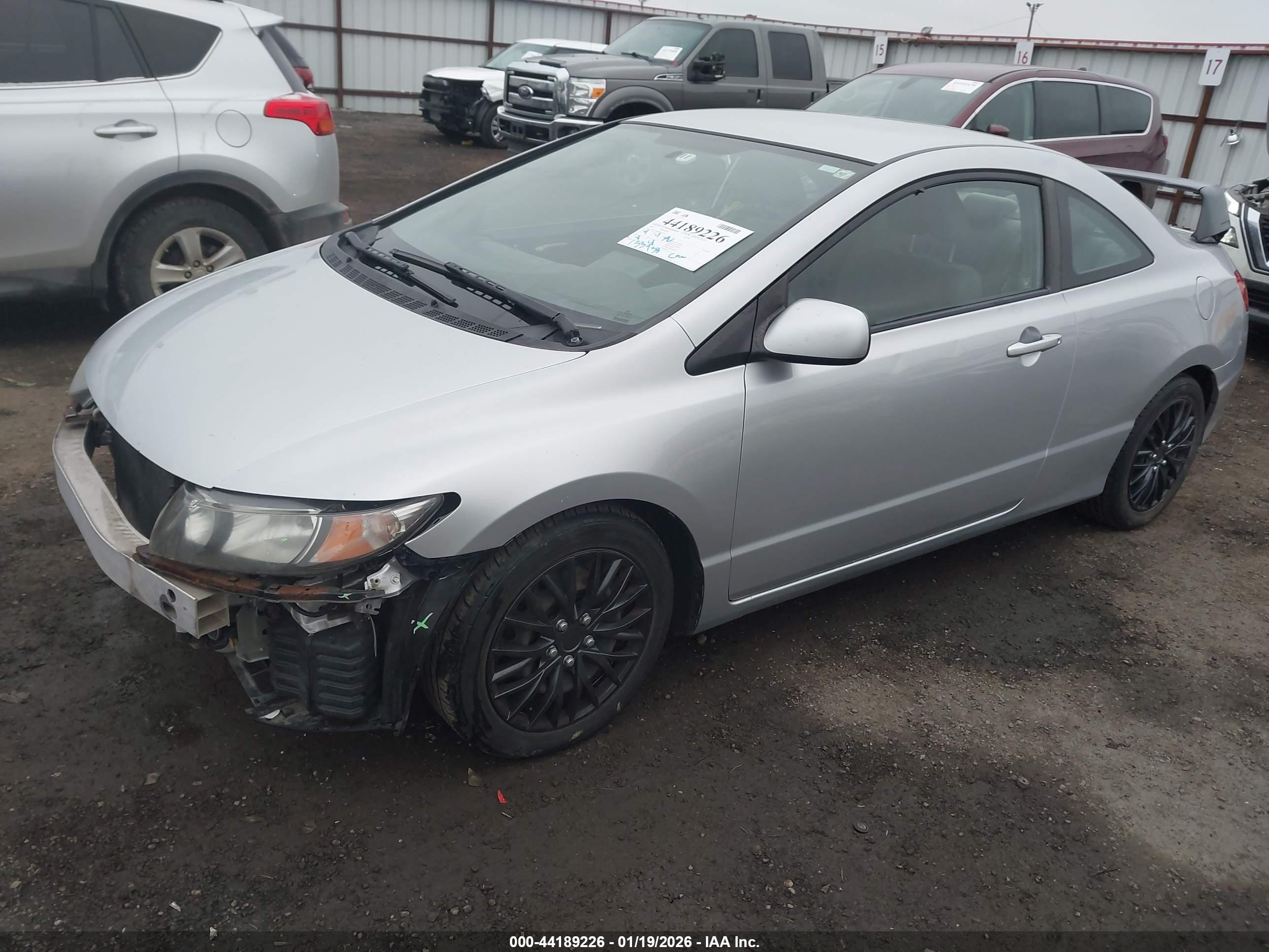 HONDA CIVIC image 2
