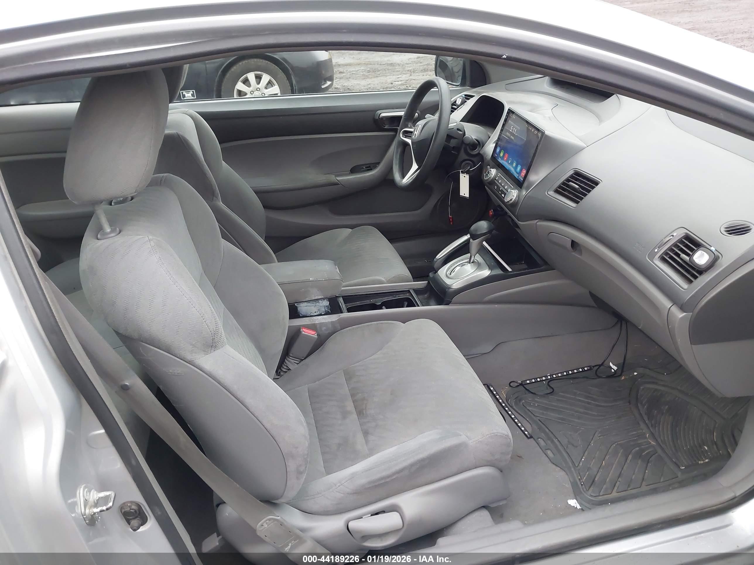 HONDA CIVIC image 5