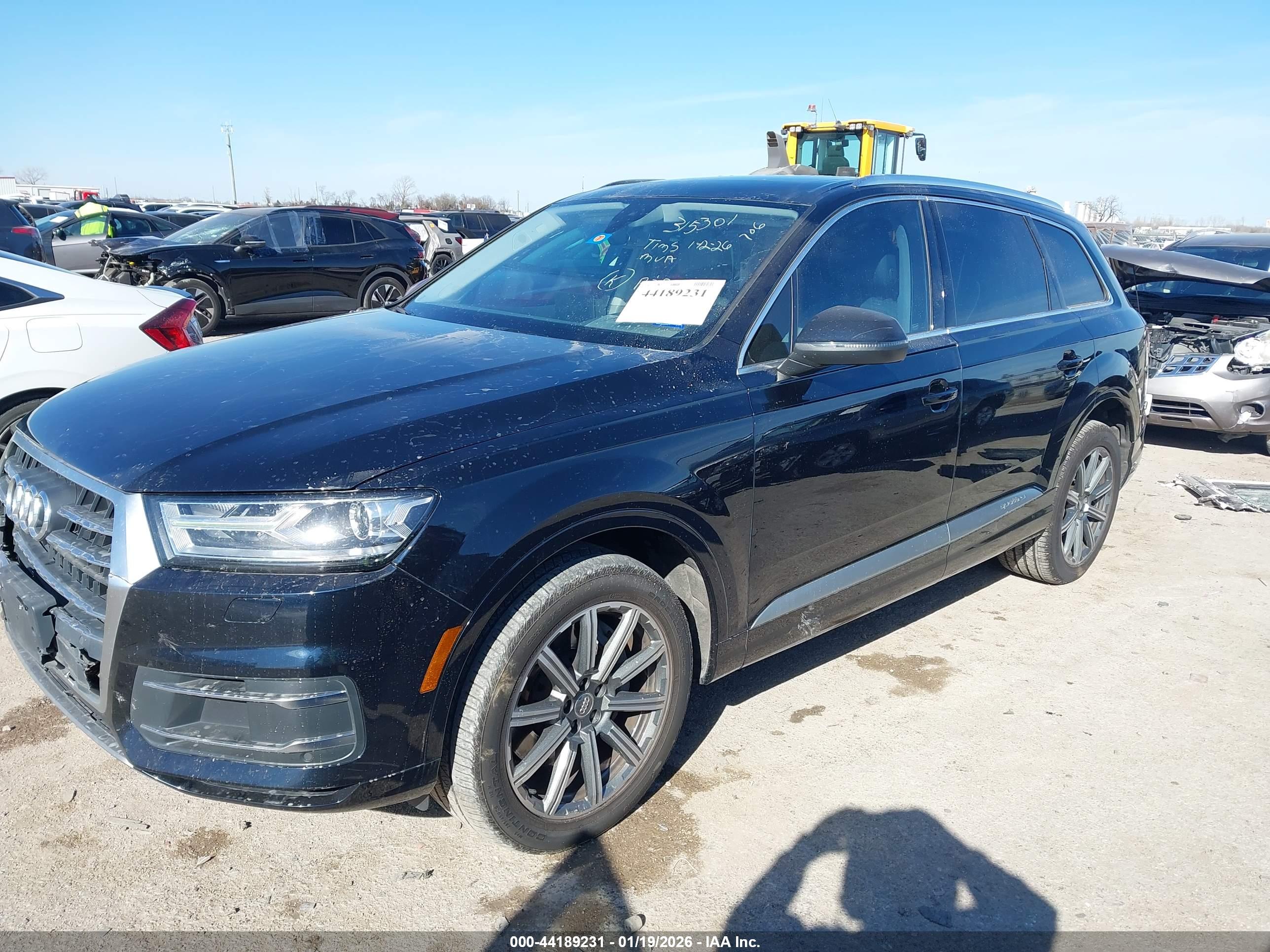 AUDI Q7 image 2
