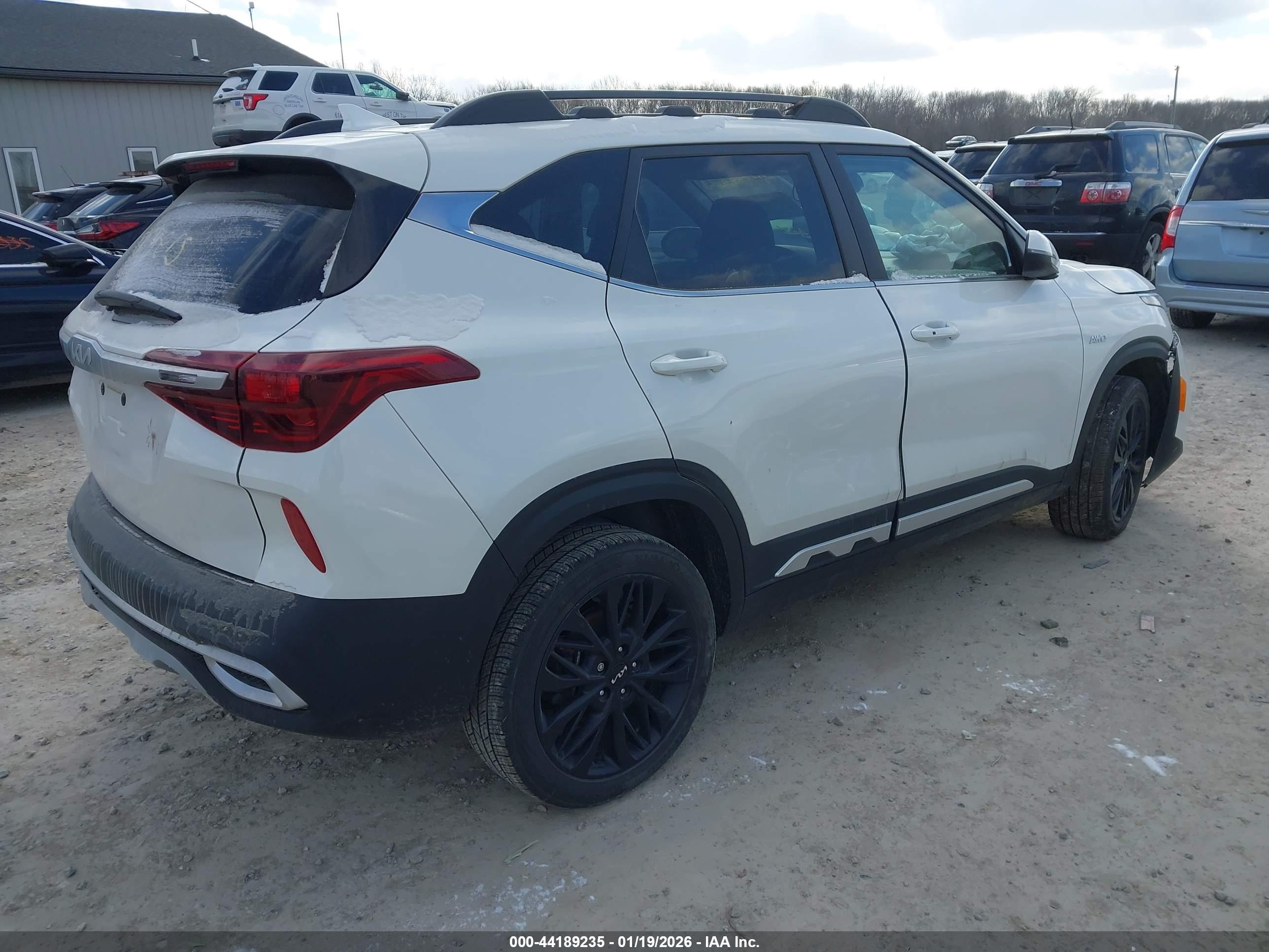 KIA SELTOS image 4