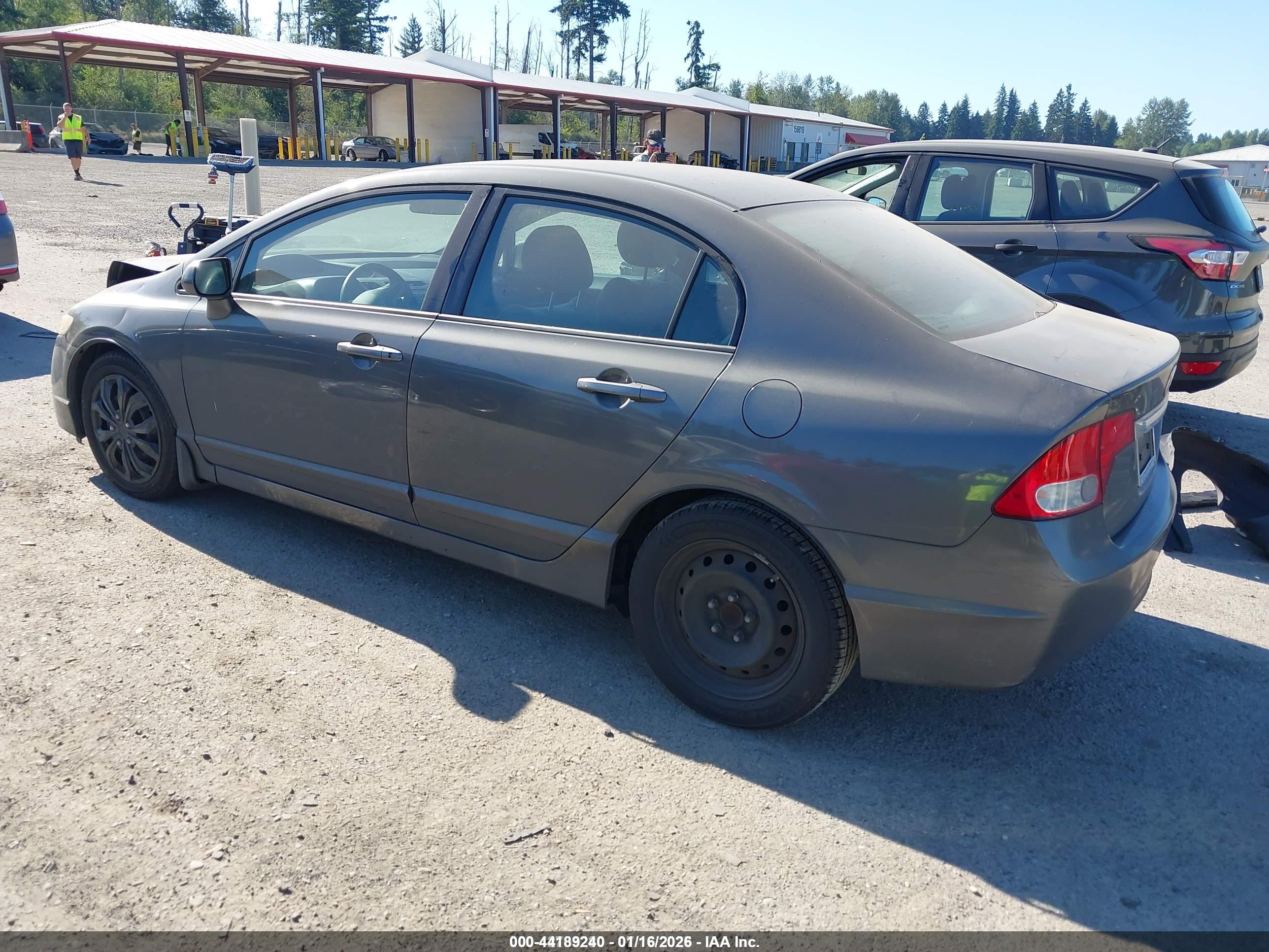 HONDA CIVIC image 3