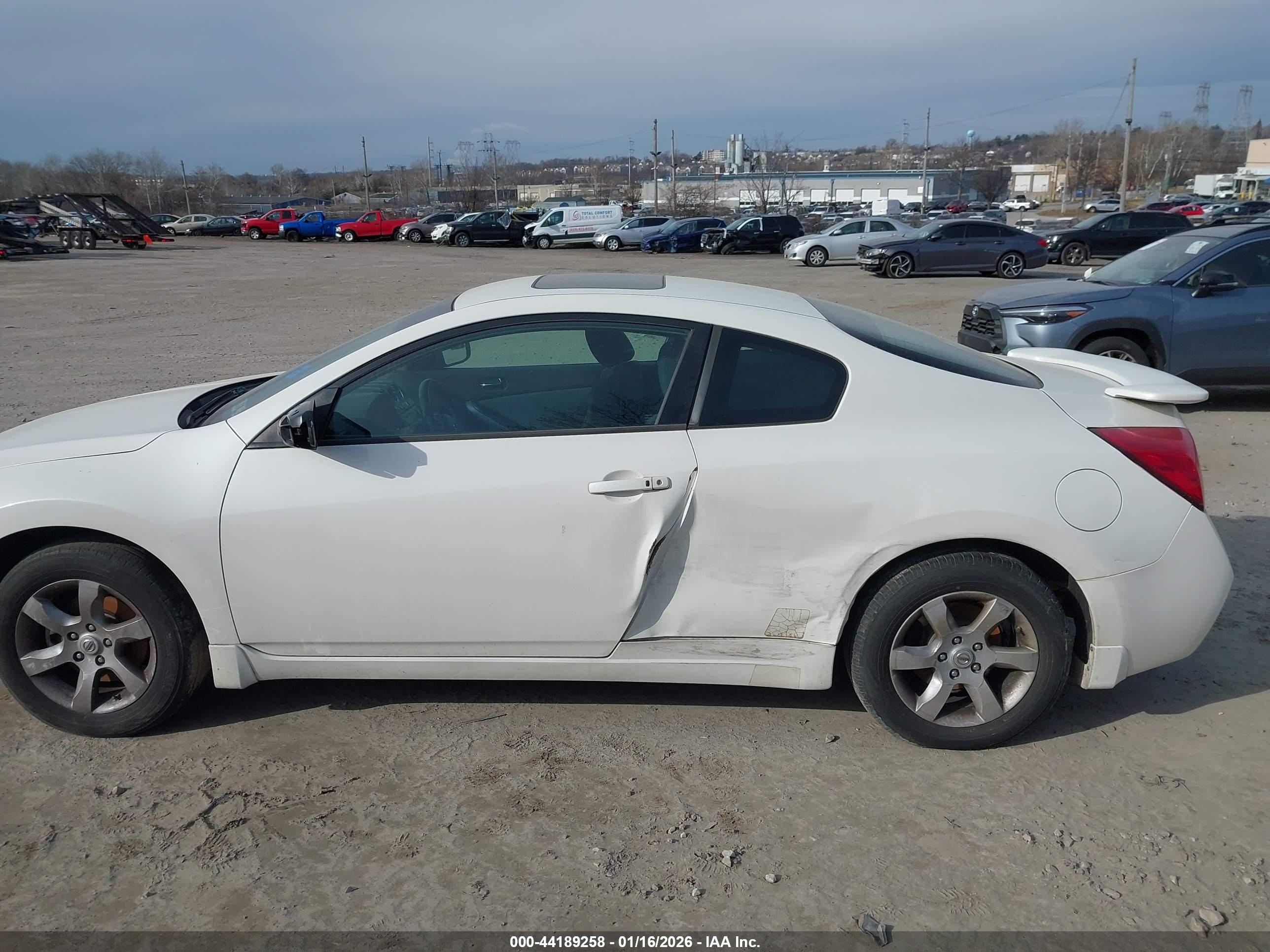 NISSAN ALTIMA image 6