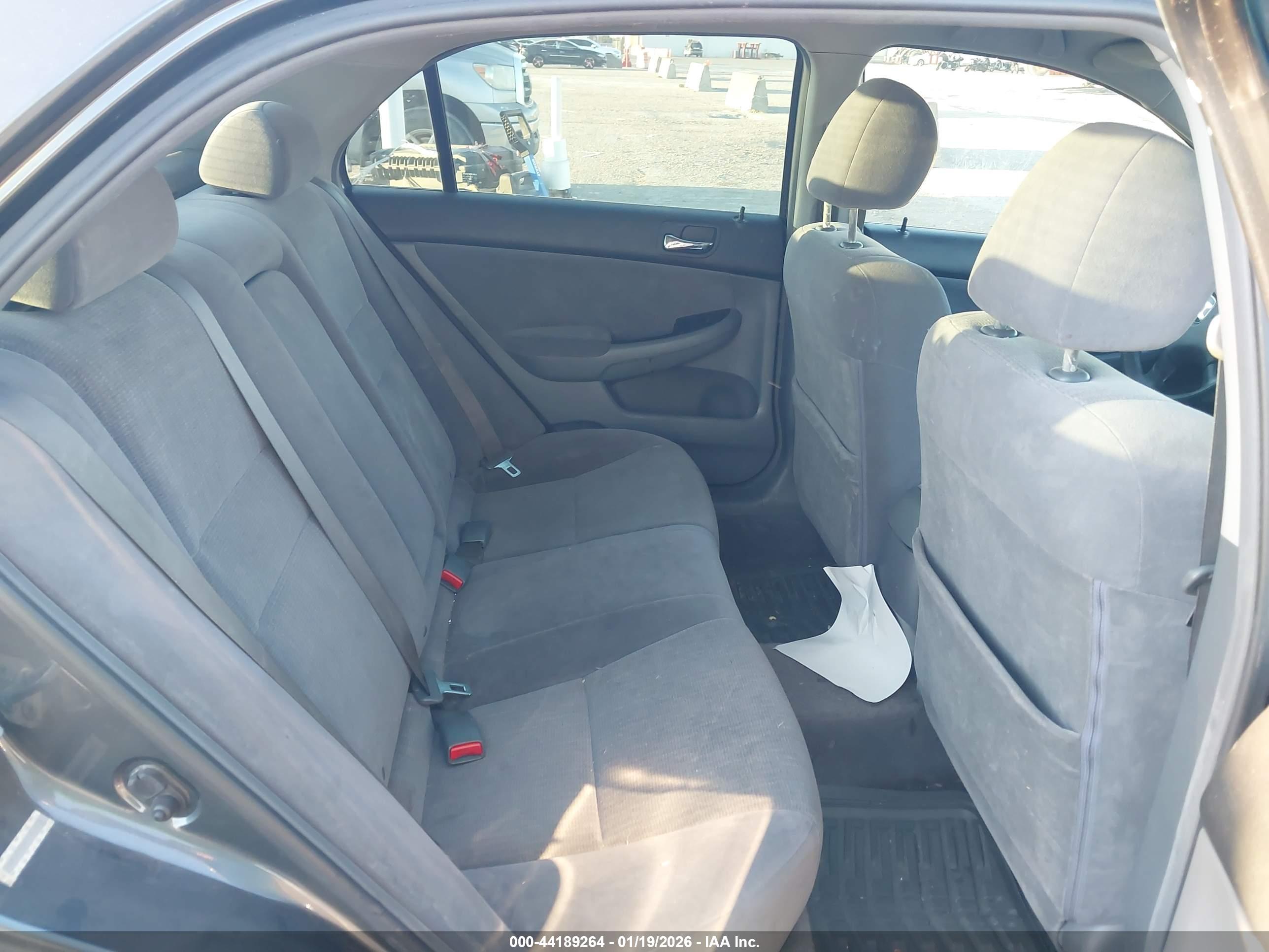 HONDA ACCORD image 8