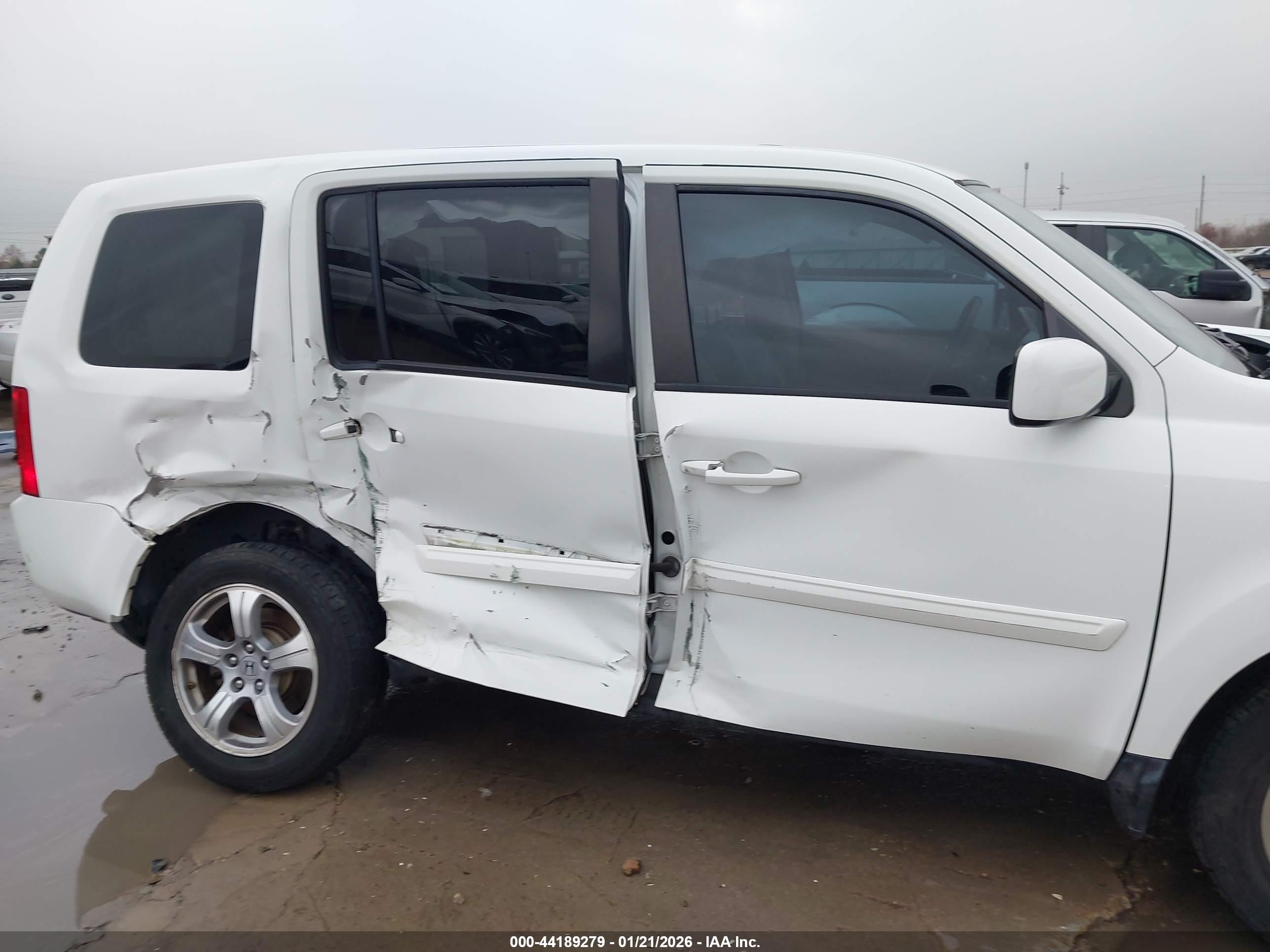 HONDA PILOT image 6