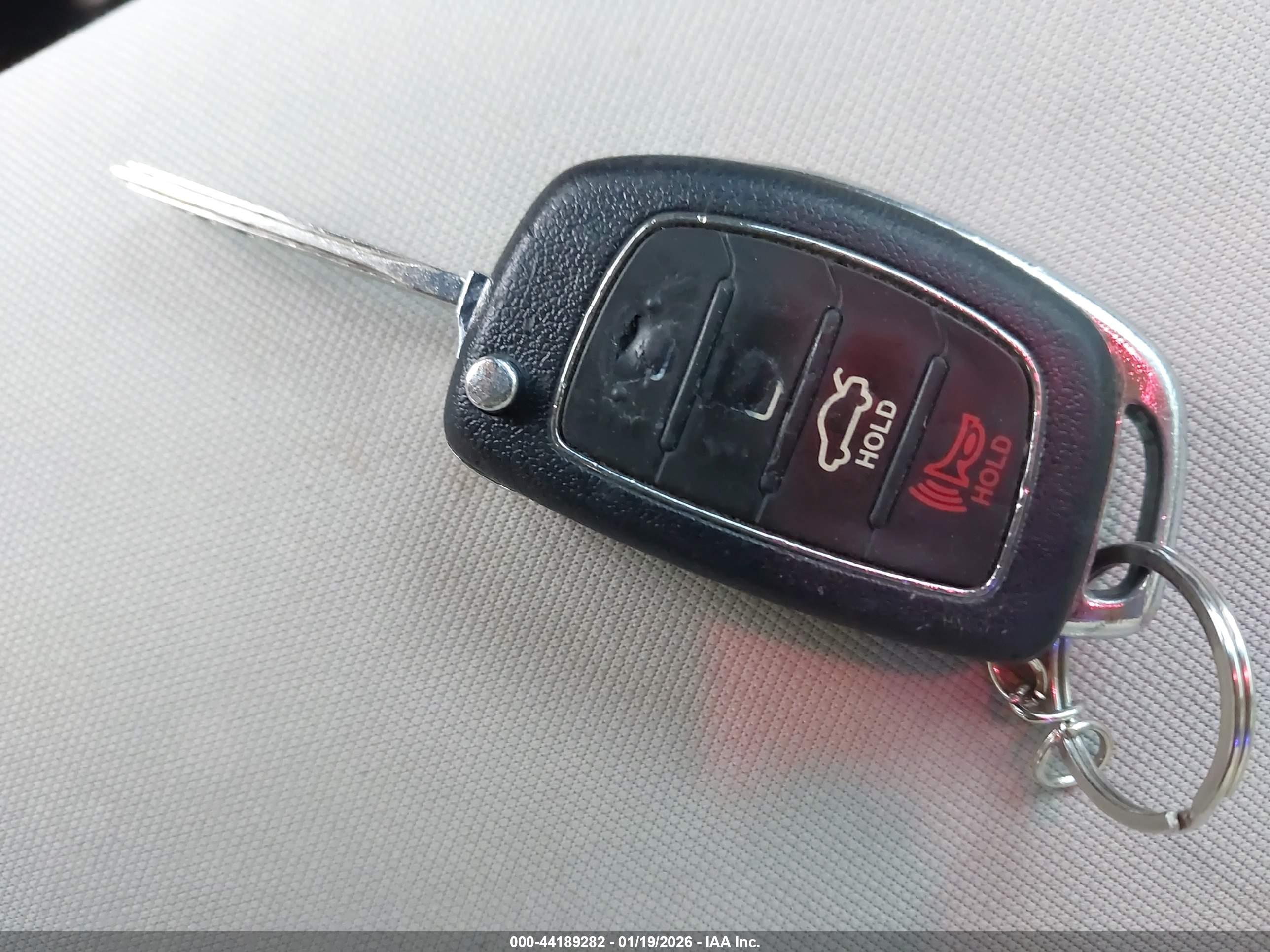 HYUNDAI SONATA image 11
