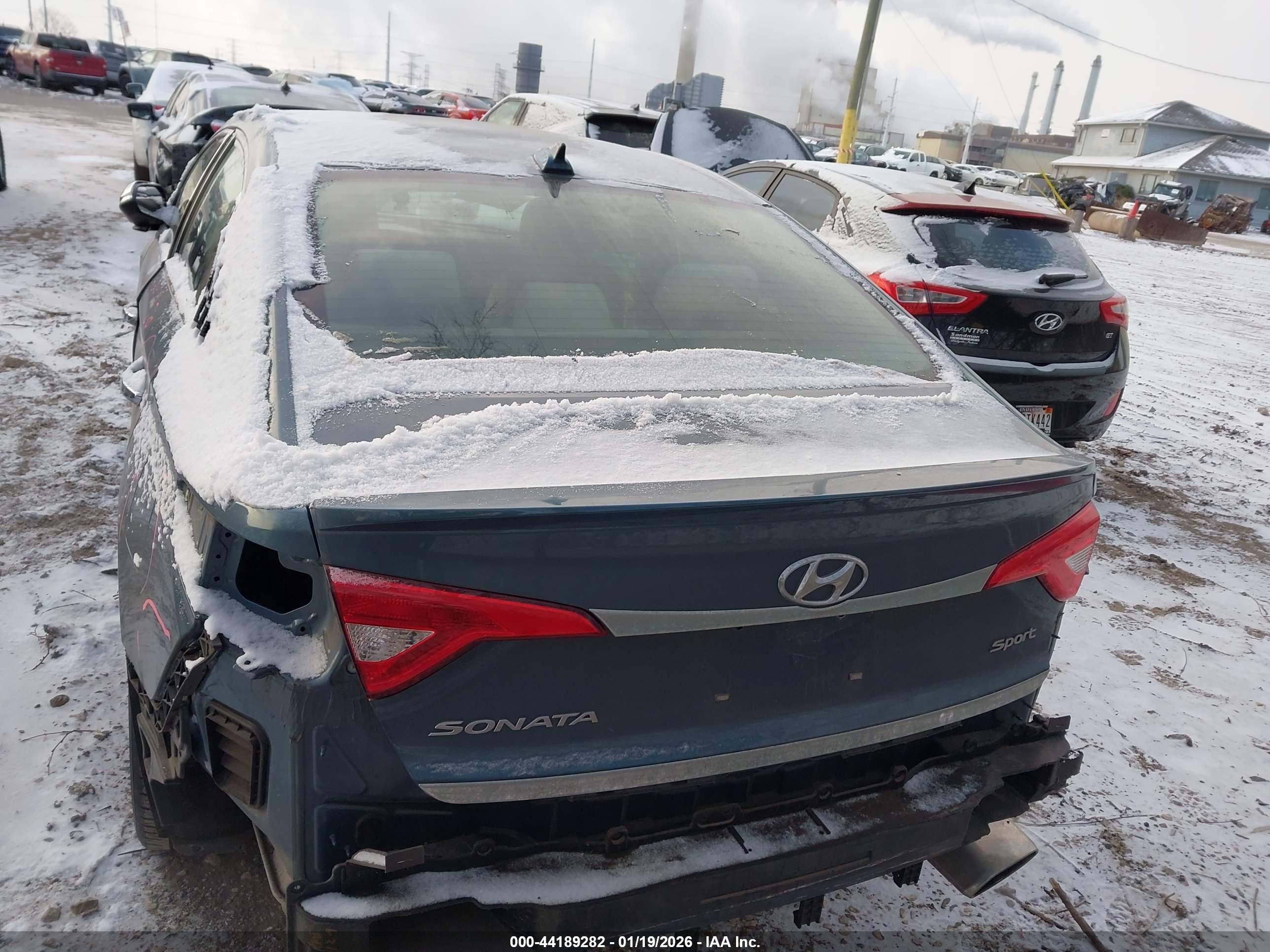 HYUNDAI SONATA image 6