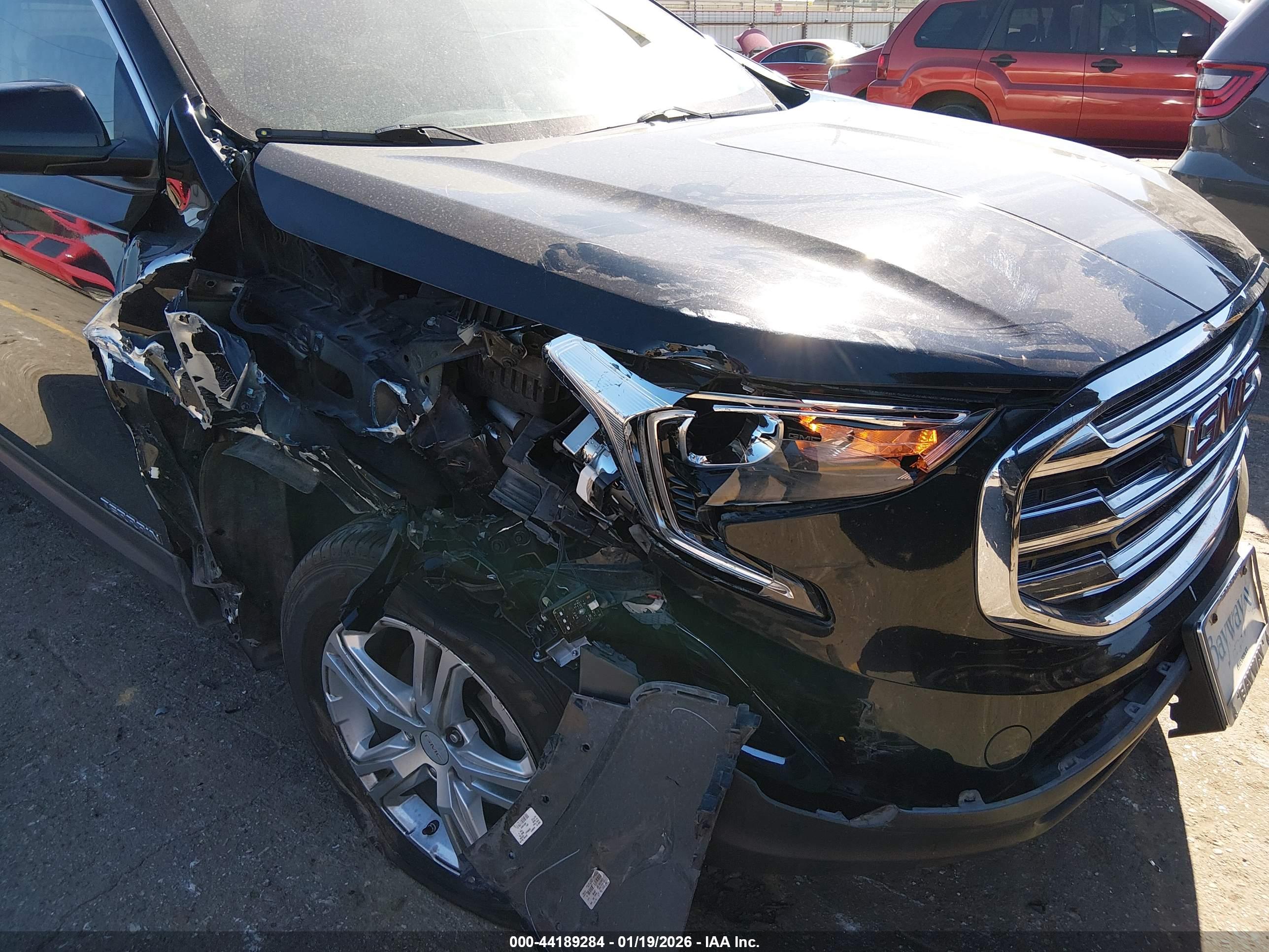 GMC TERRAIN image 6