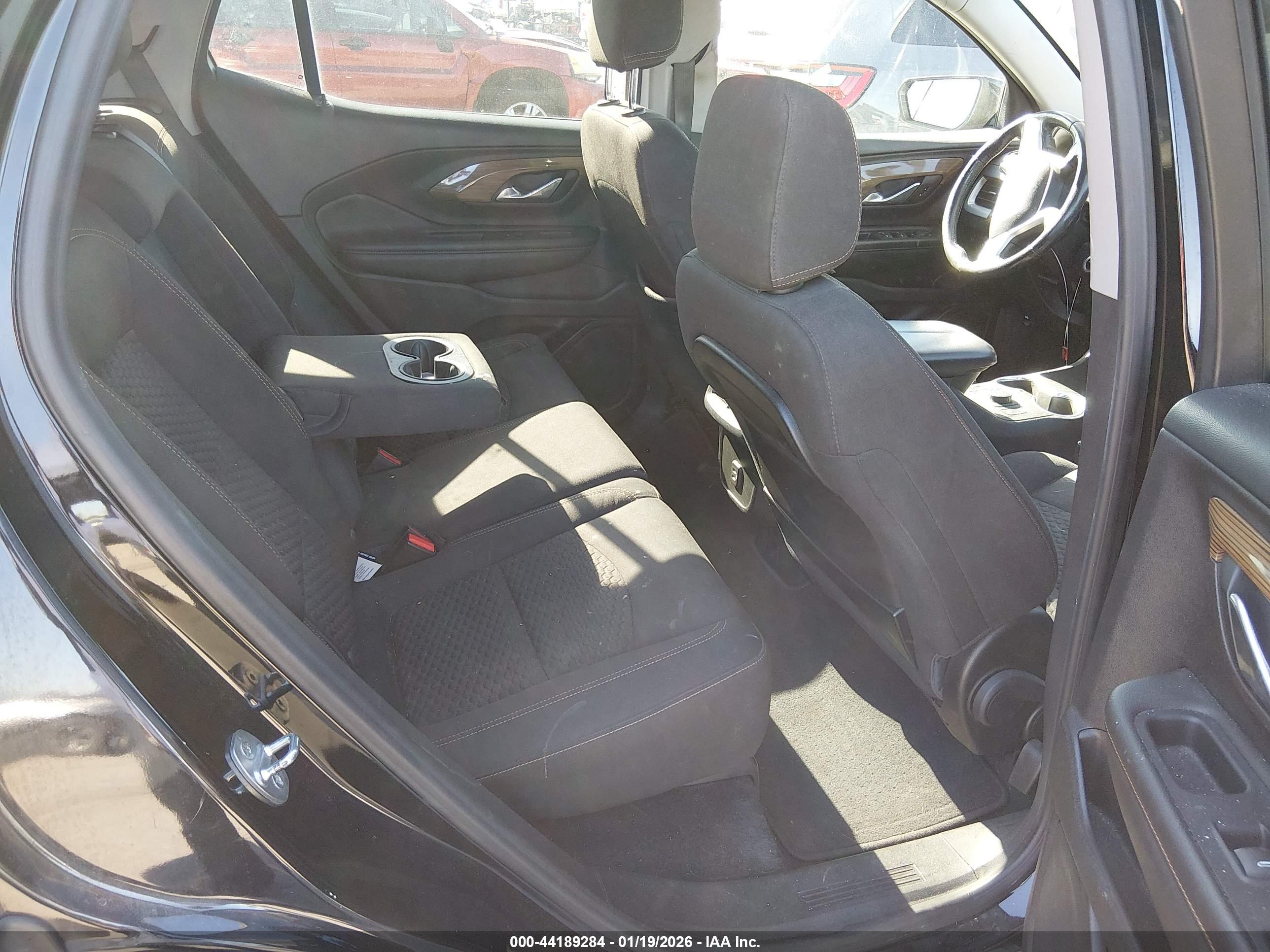 GMC TERRAIN image 8
