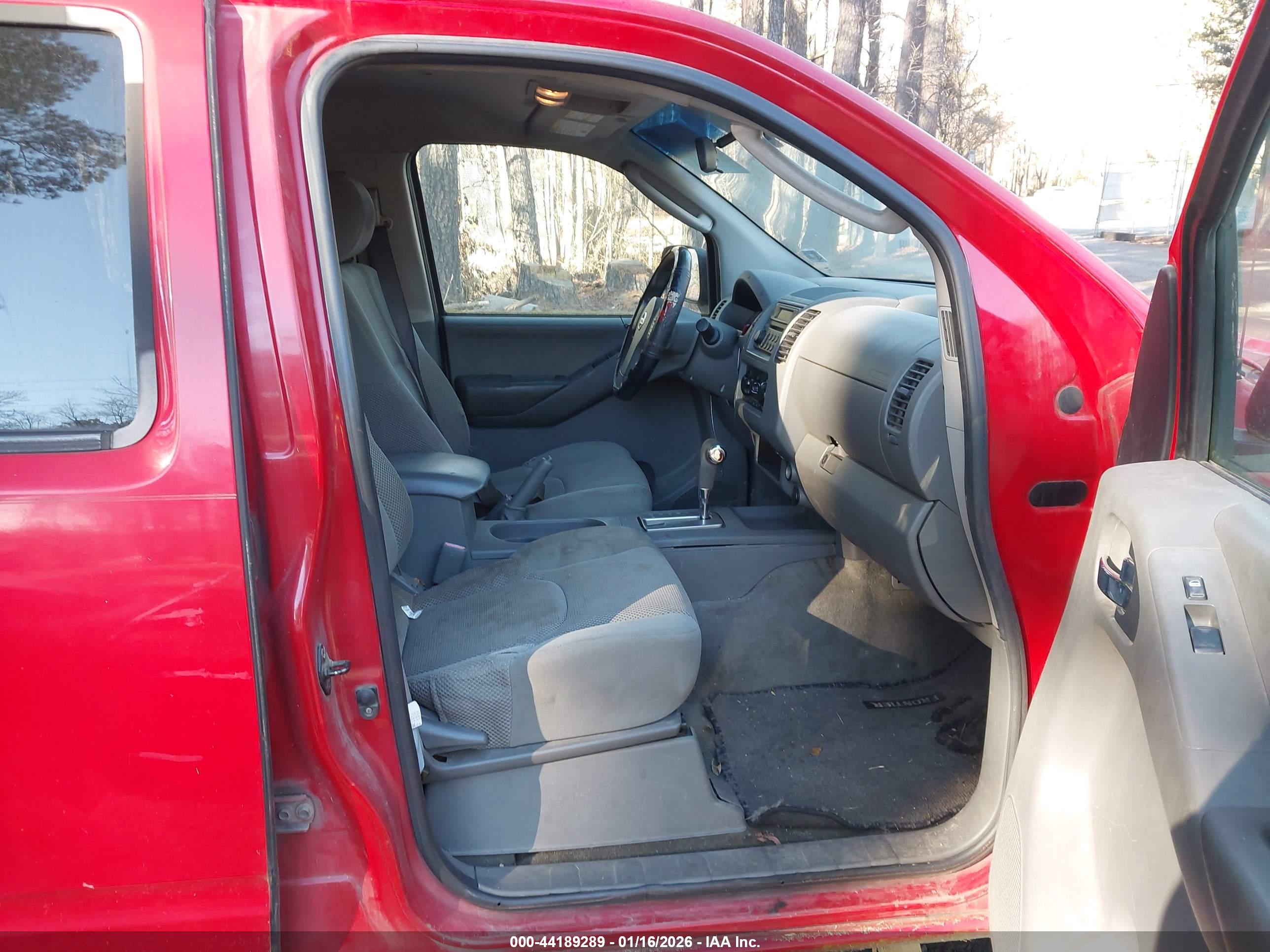 NISSAN FRONTIER image 5