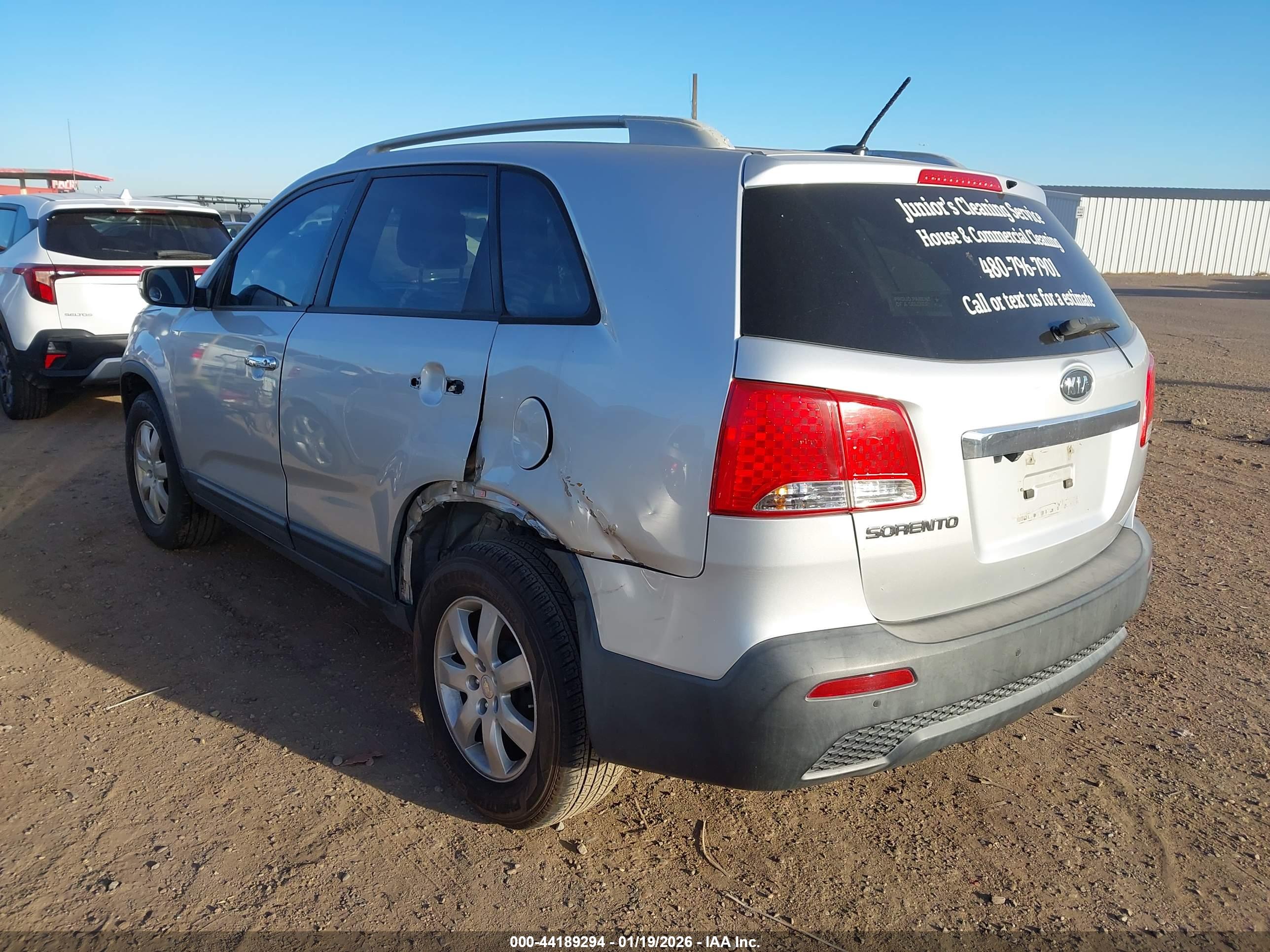 KIA SORENTO image 3