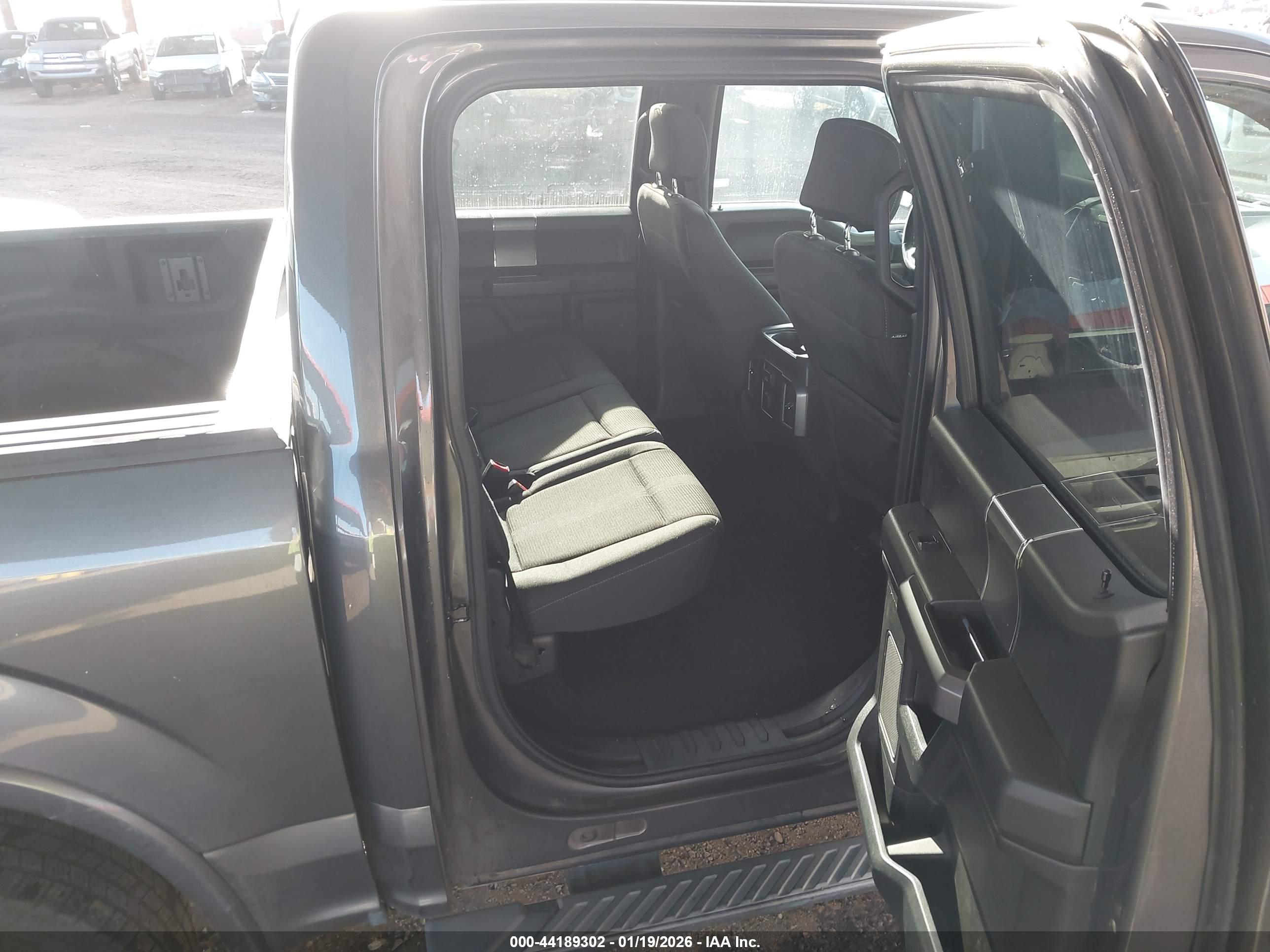 FORD F-150 image 8