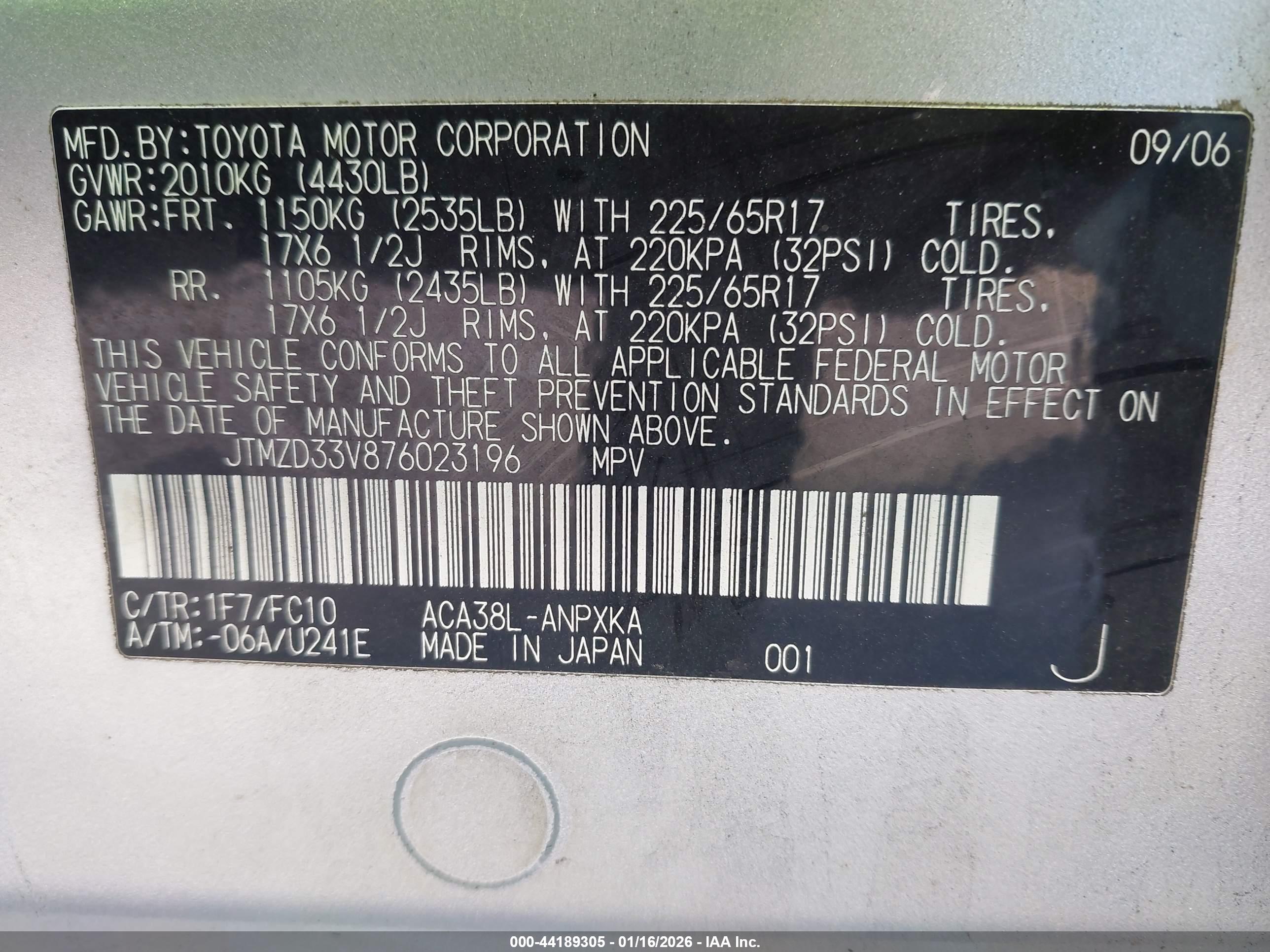 TOYOTA RAV4 image 9