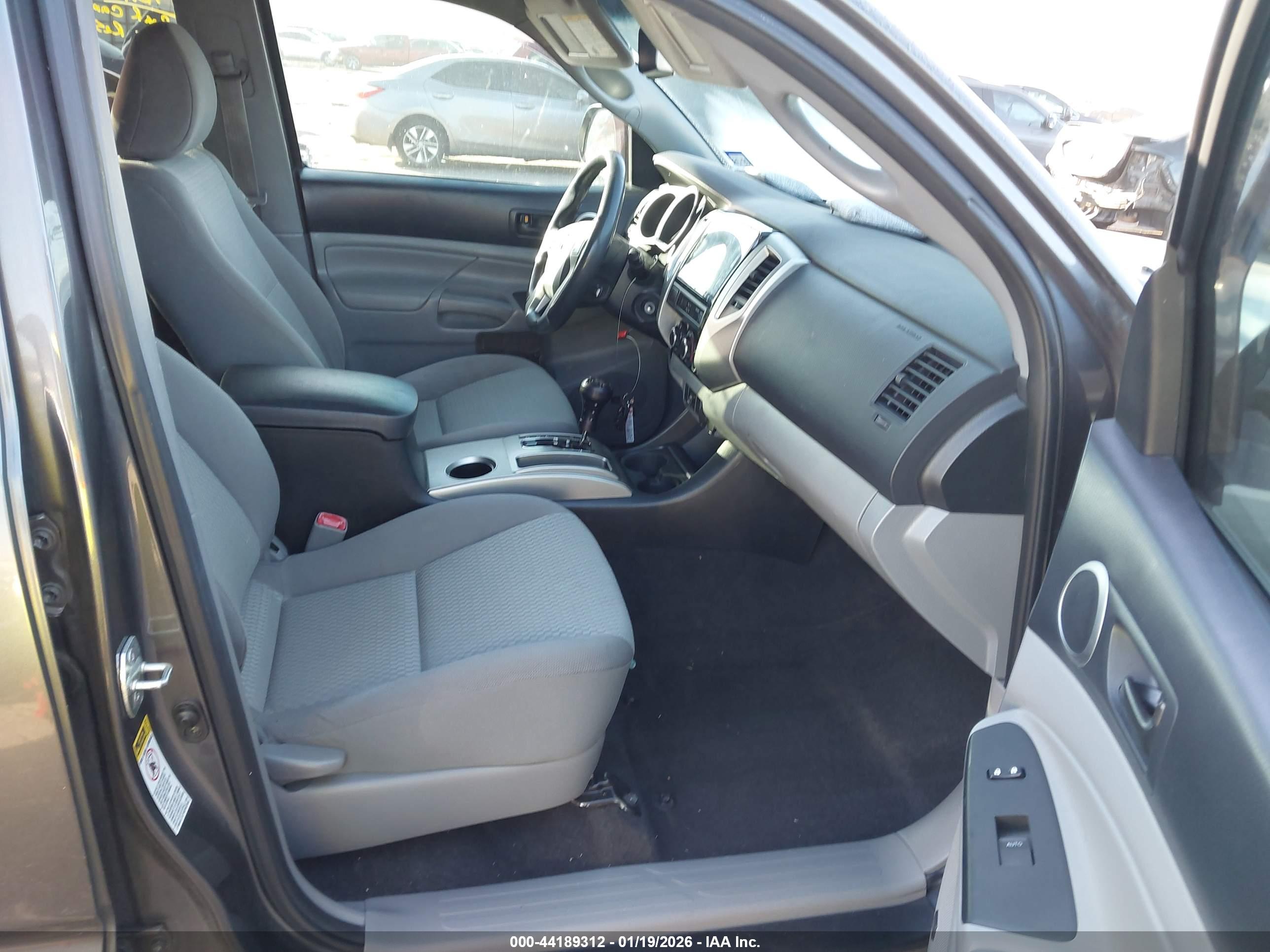 TOYOTA TACOMA image 5