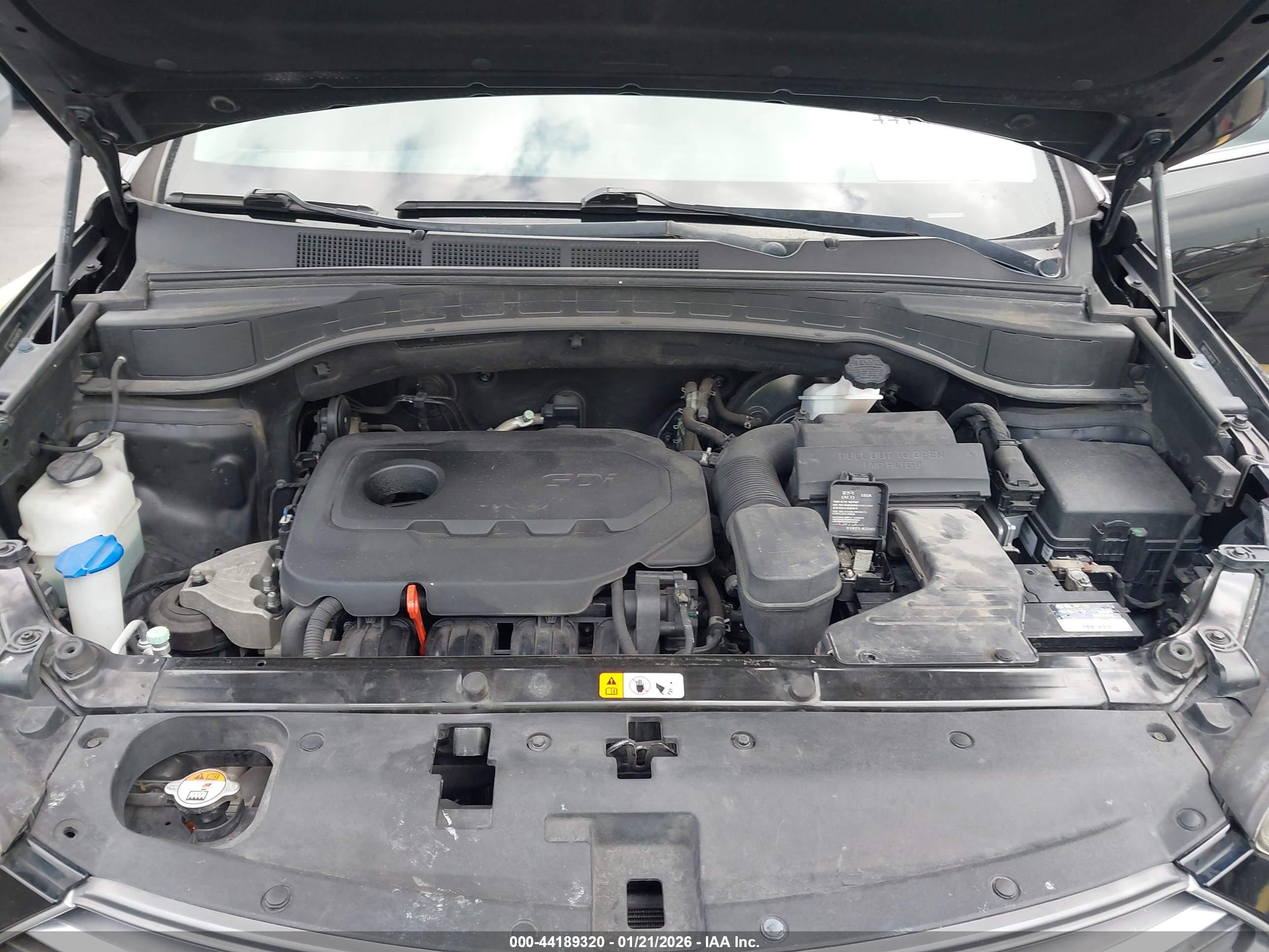 HYUNDAI SANTA image 10
