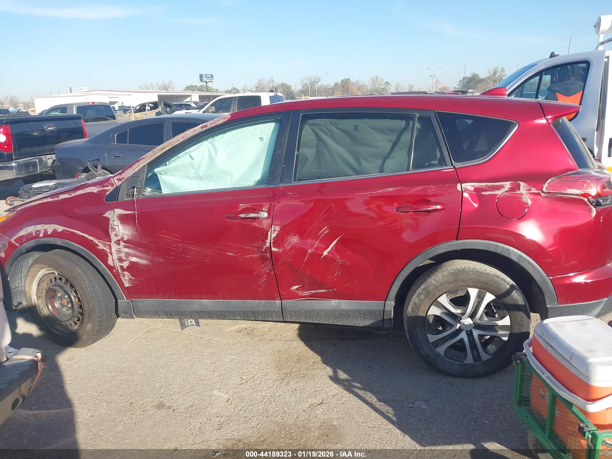 TOYOTA RAV4 image 6