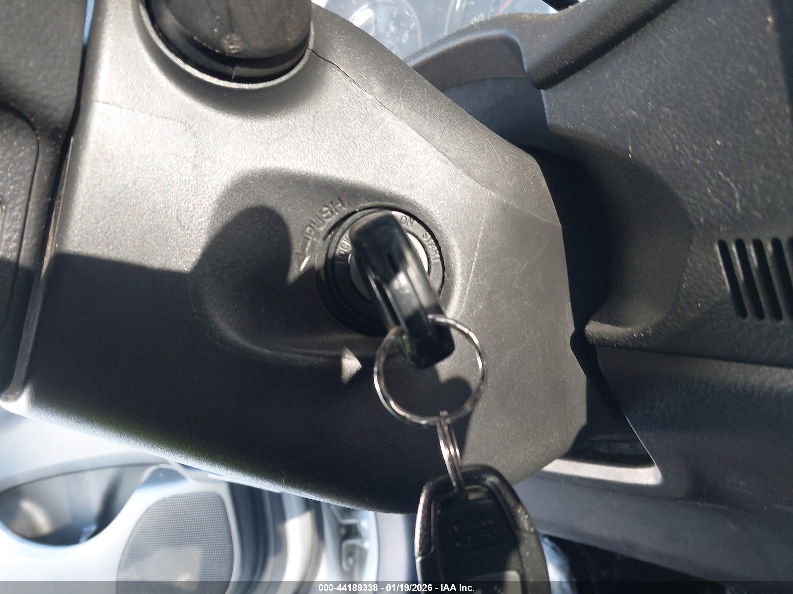 TOYOTA COROLLA image 11