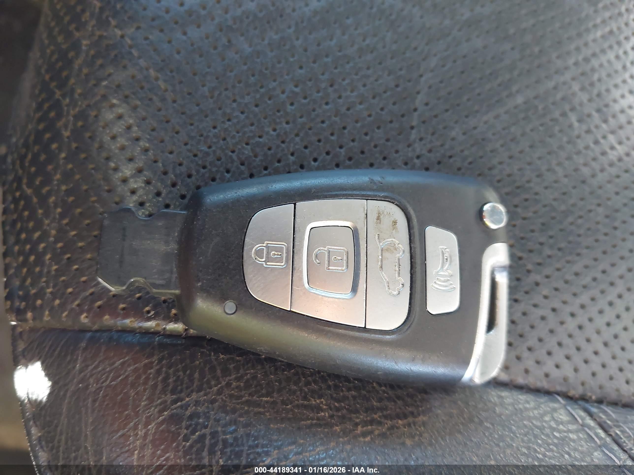 HYUNDAI VERACRUZ image 11