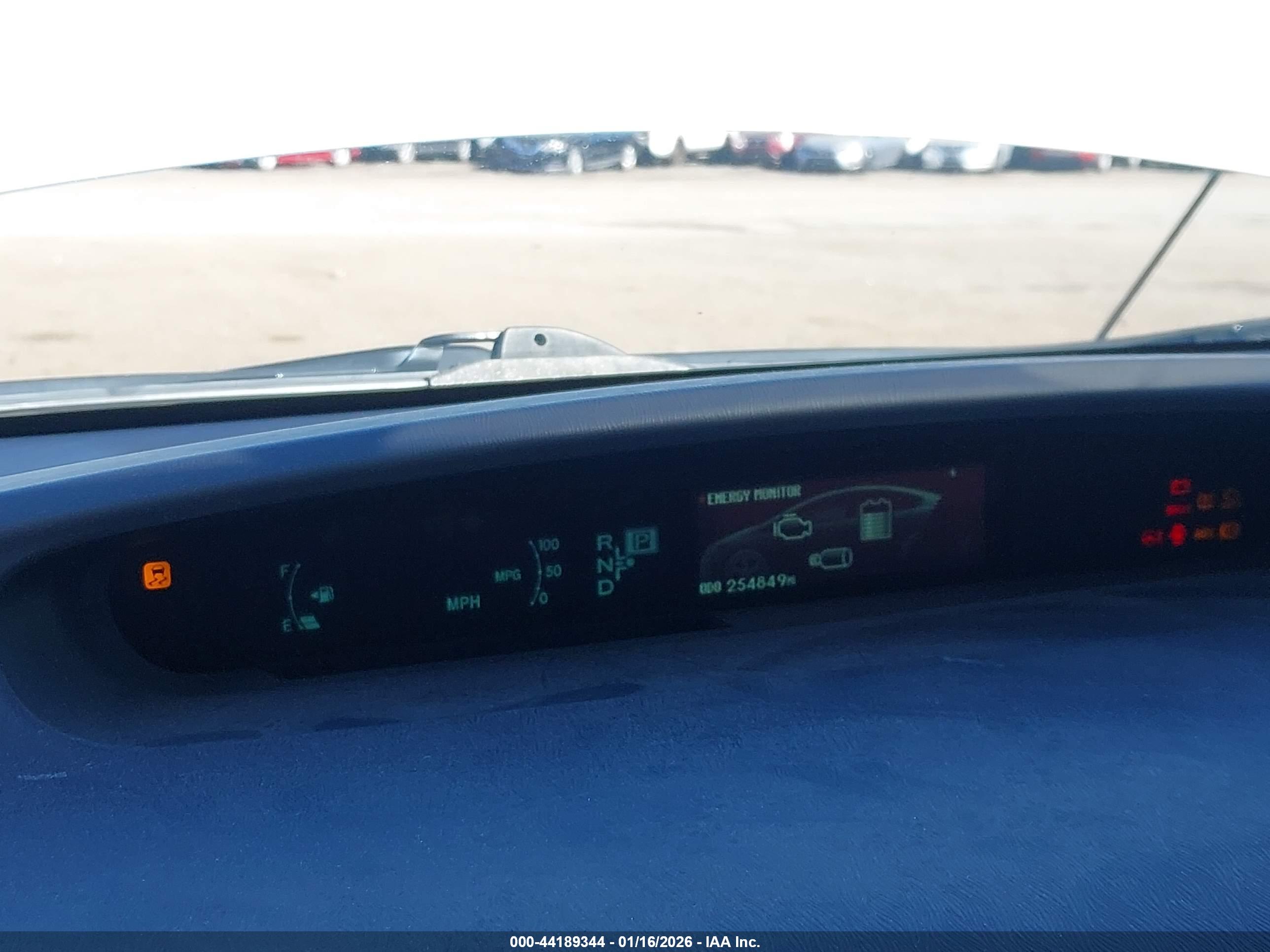 TOYOTA PRIUS image 7