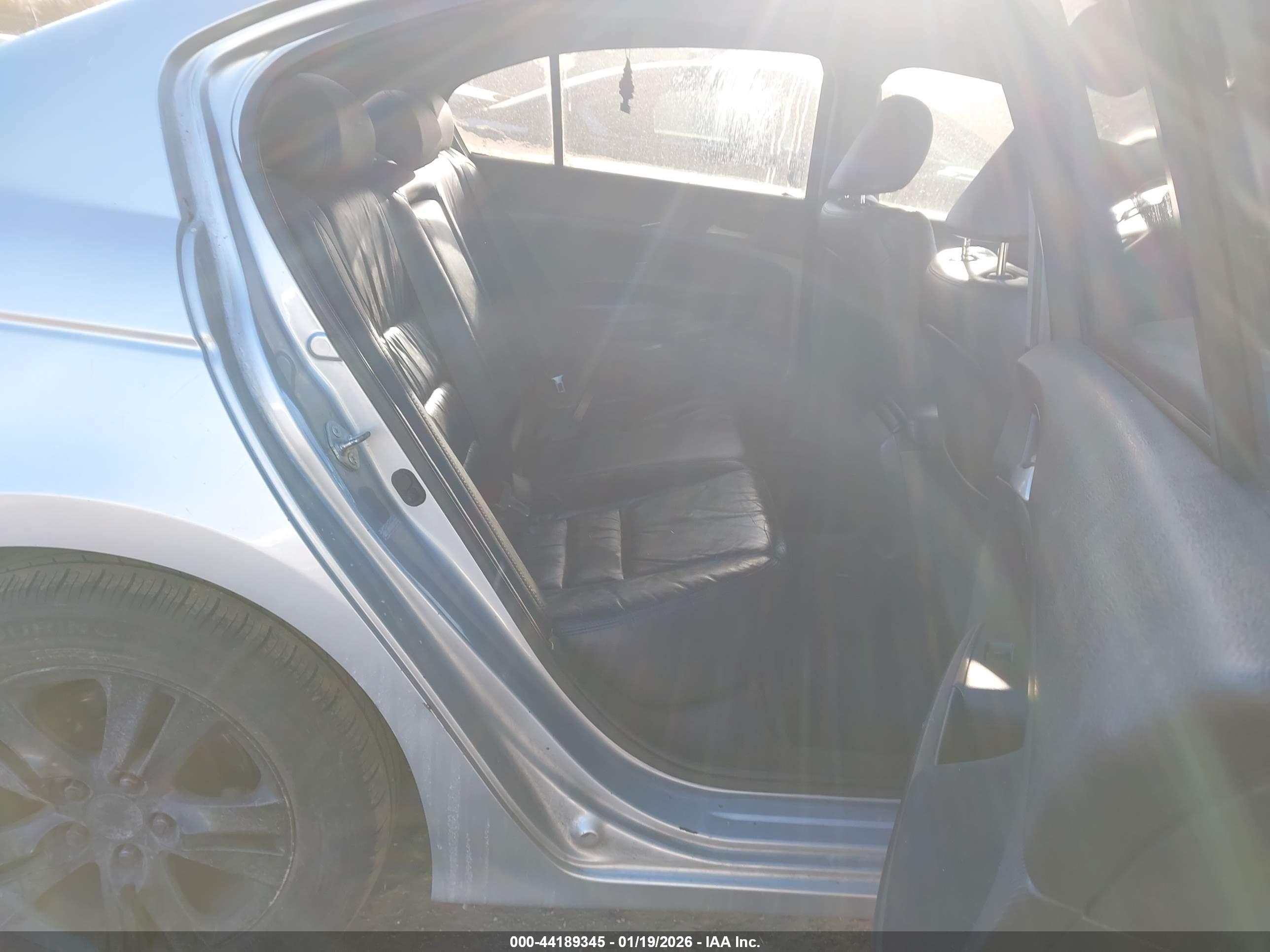 HONDA ACCORD image 8