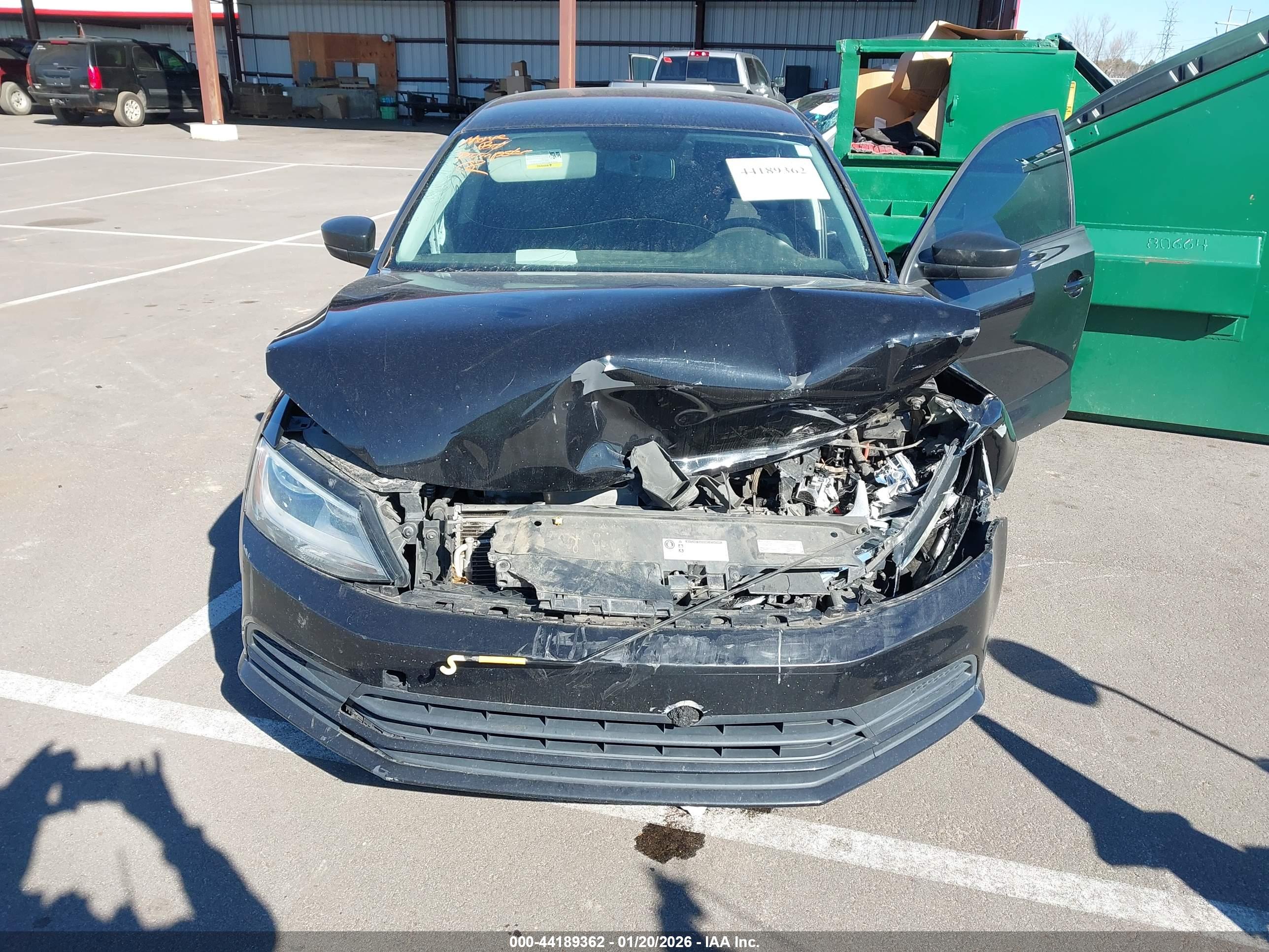 VOLKSWAGEN JETTA image 6