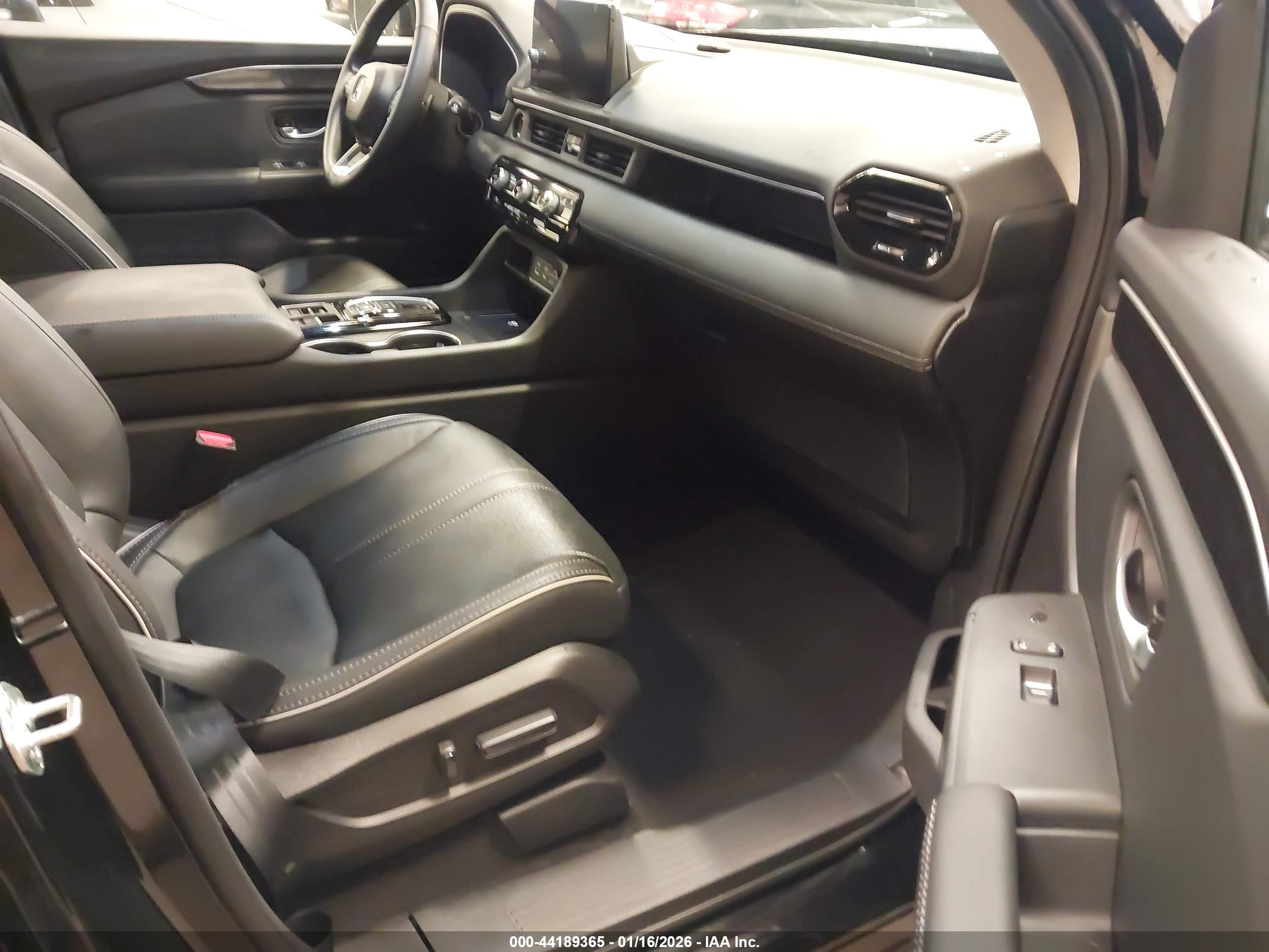 HONDA PILOT image 5