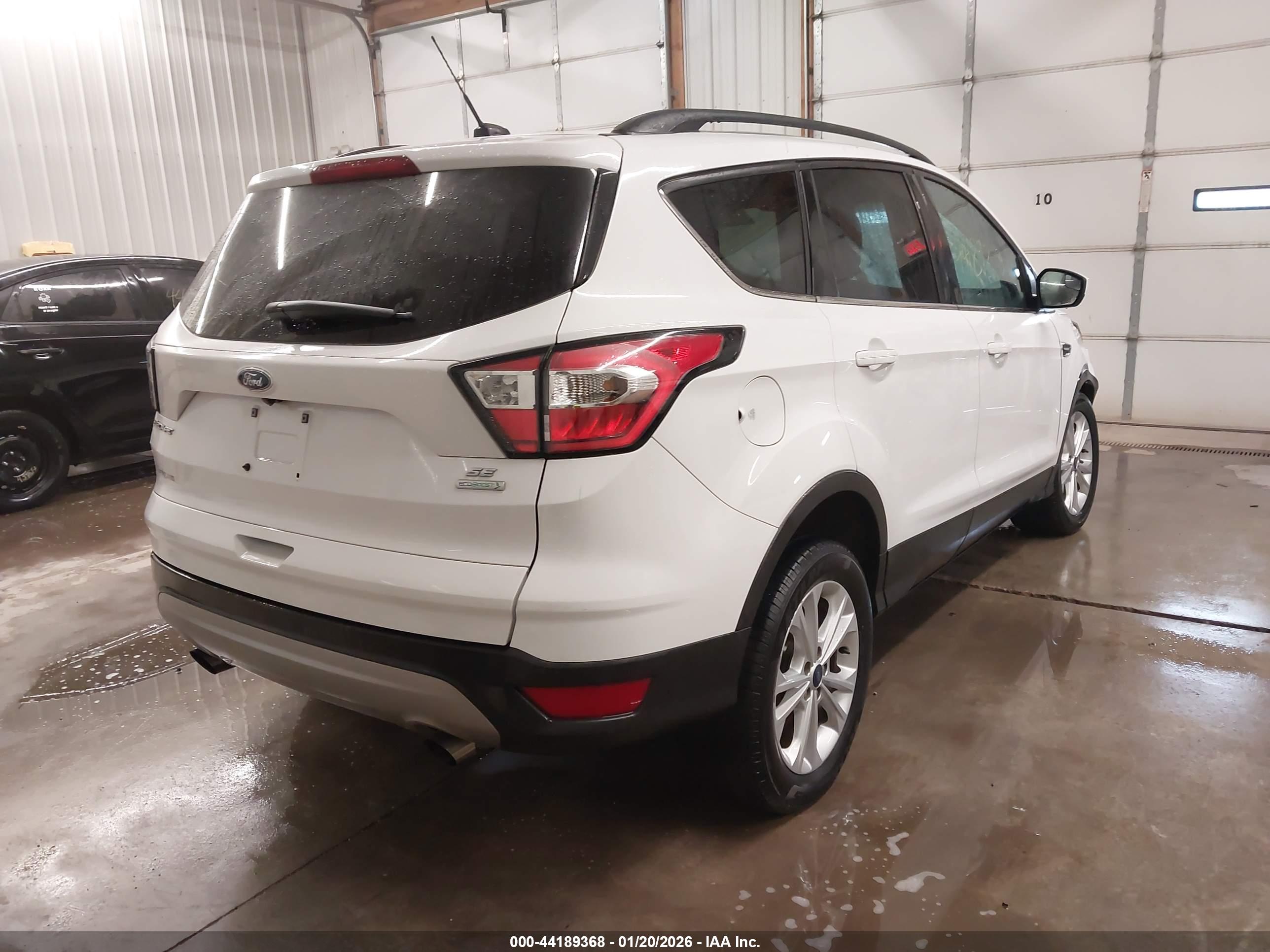 FORD ESCAPE image 4