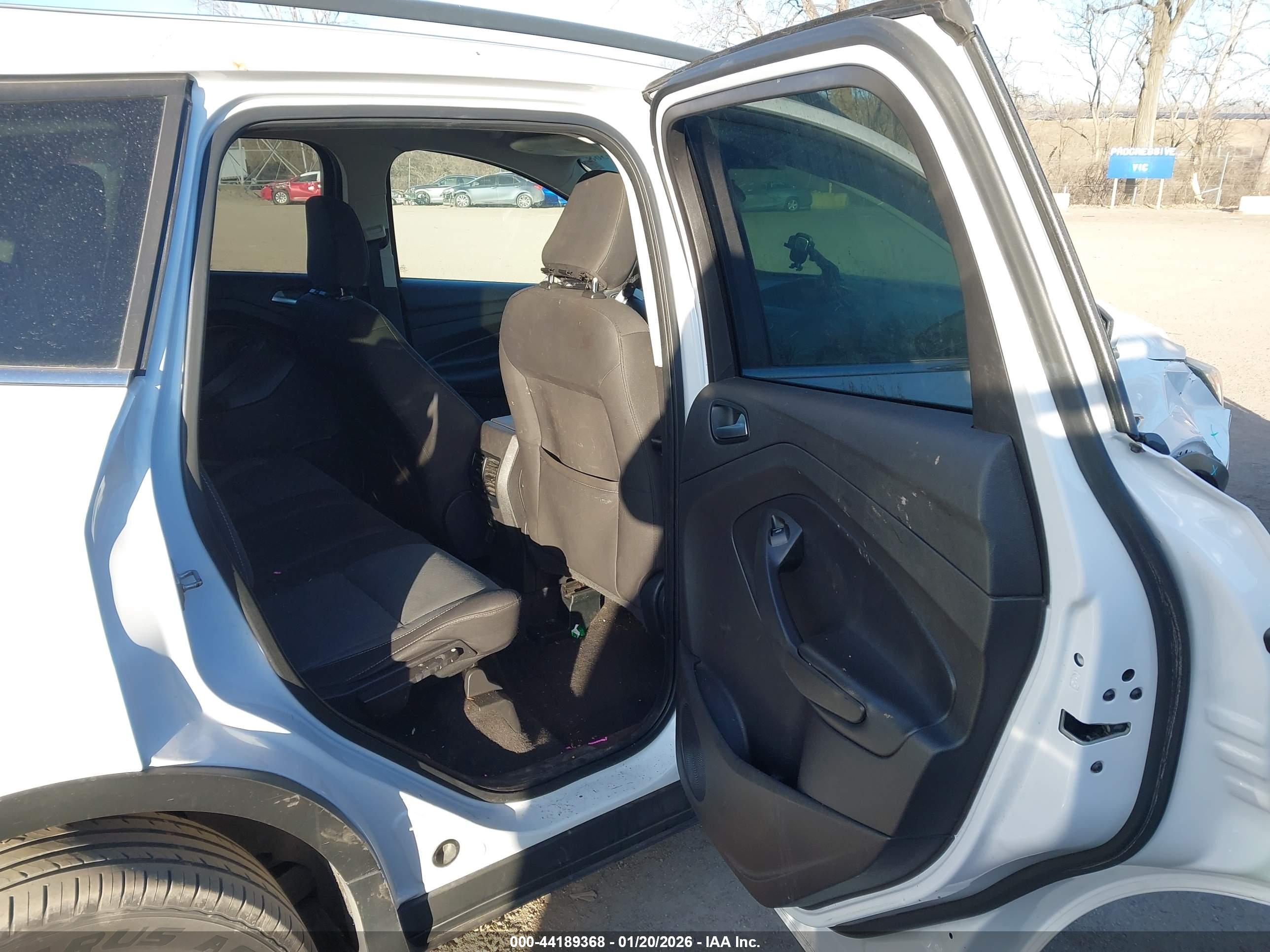 FORD ESCAPE image 8