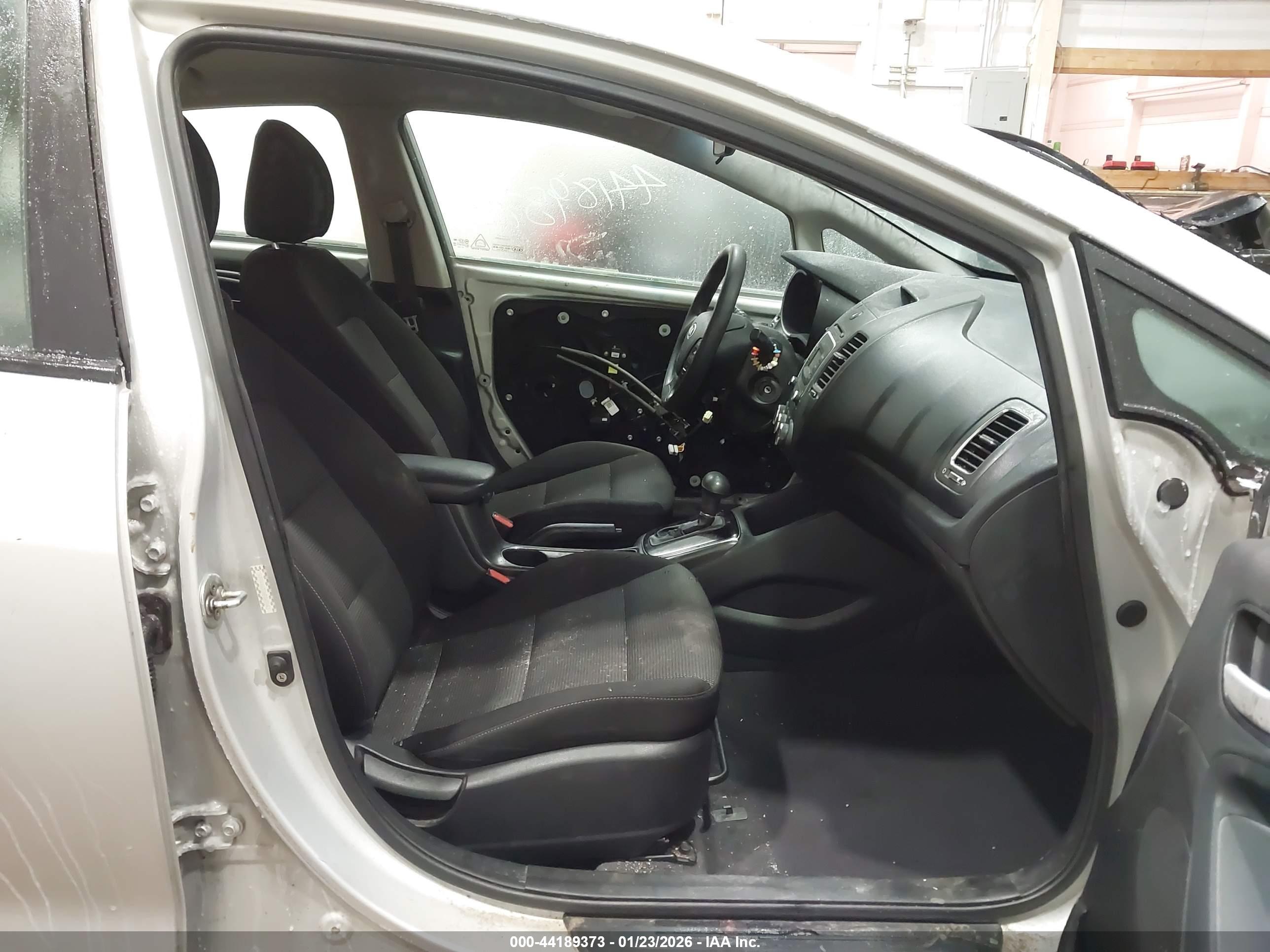 KIA FORTE image 5