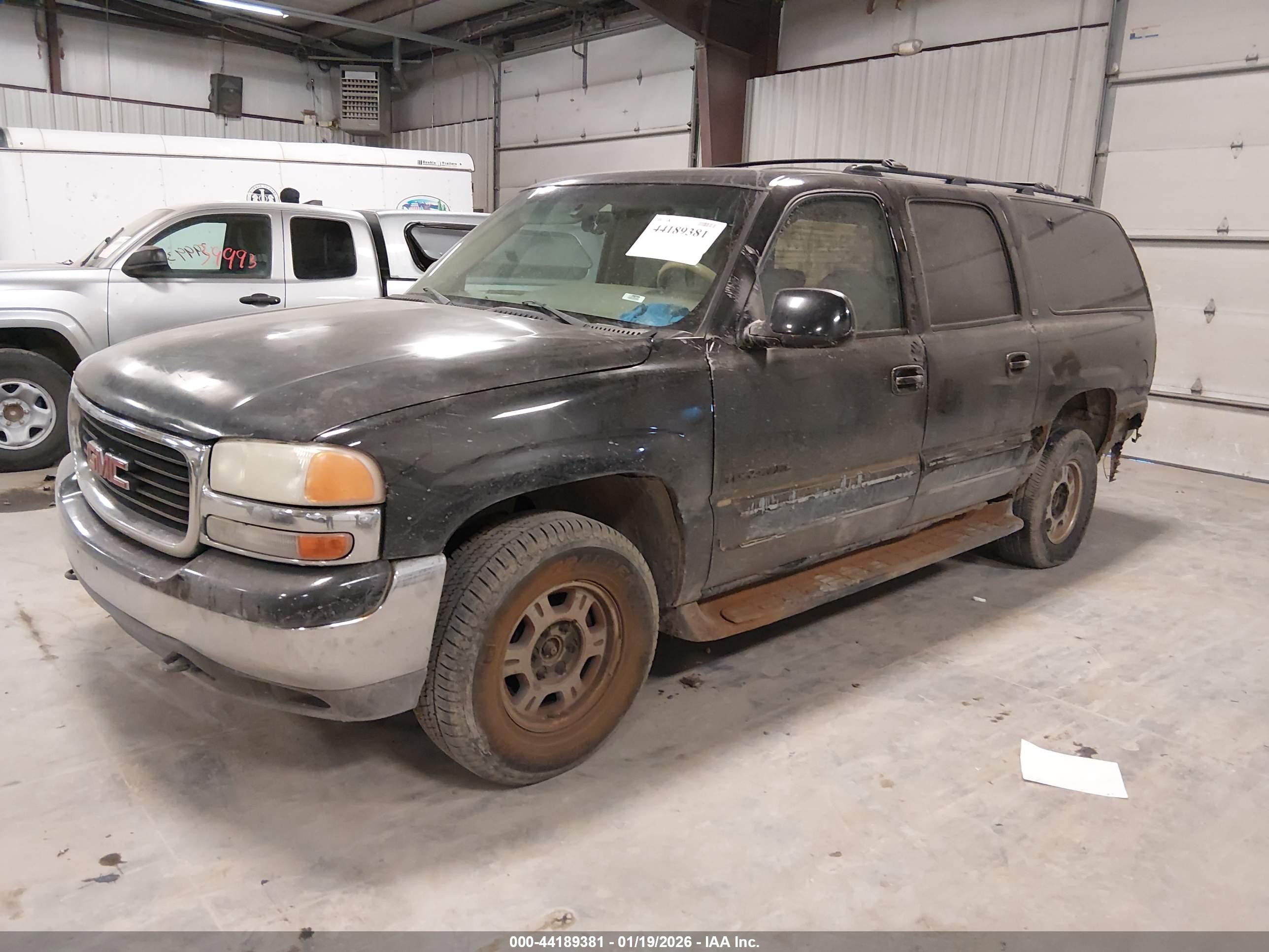 GMC YUKON image 2