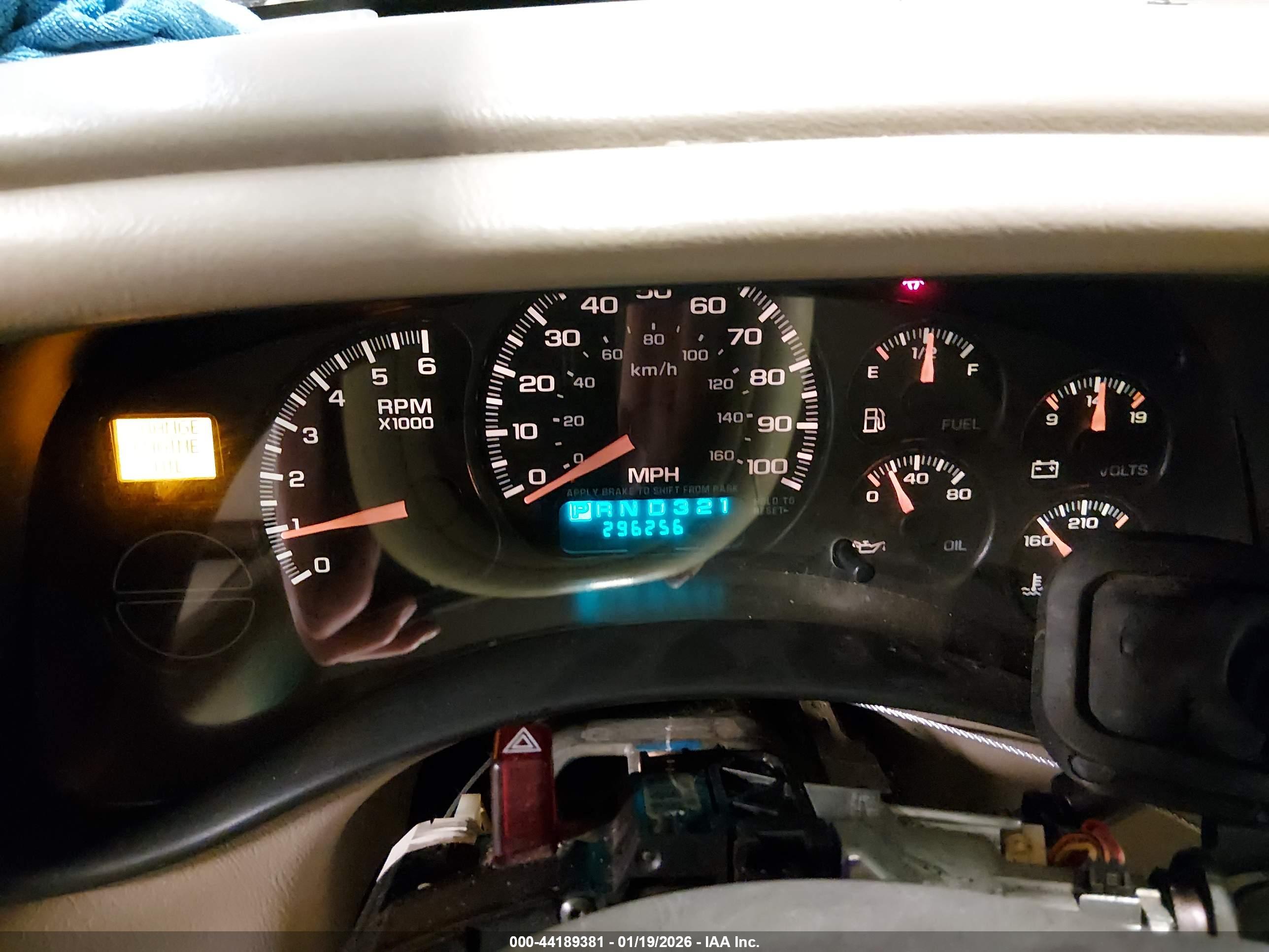 GMC YUKON image 7