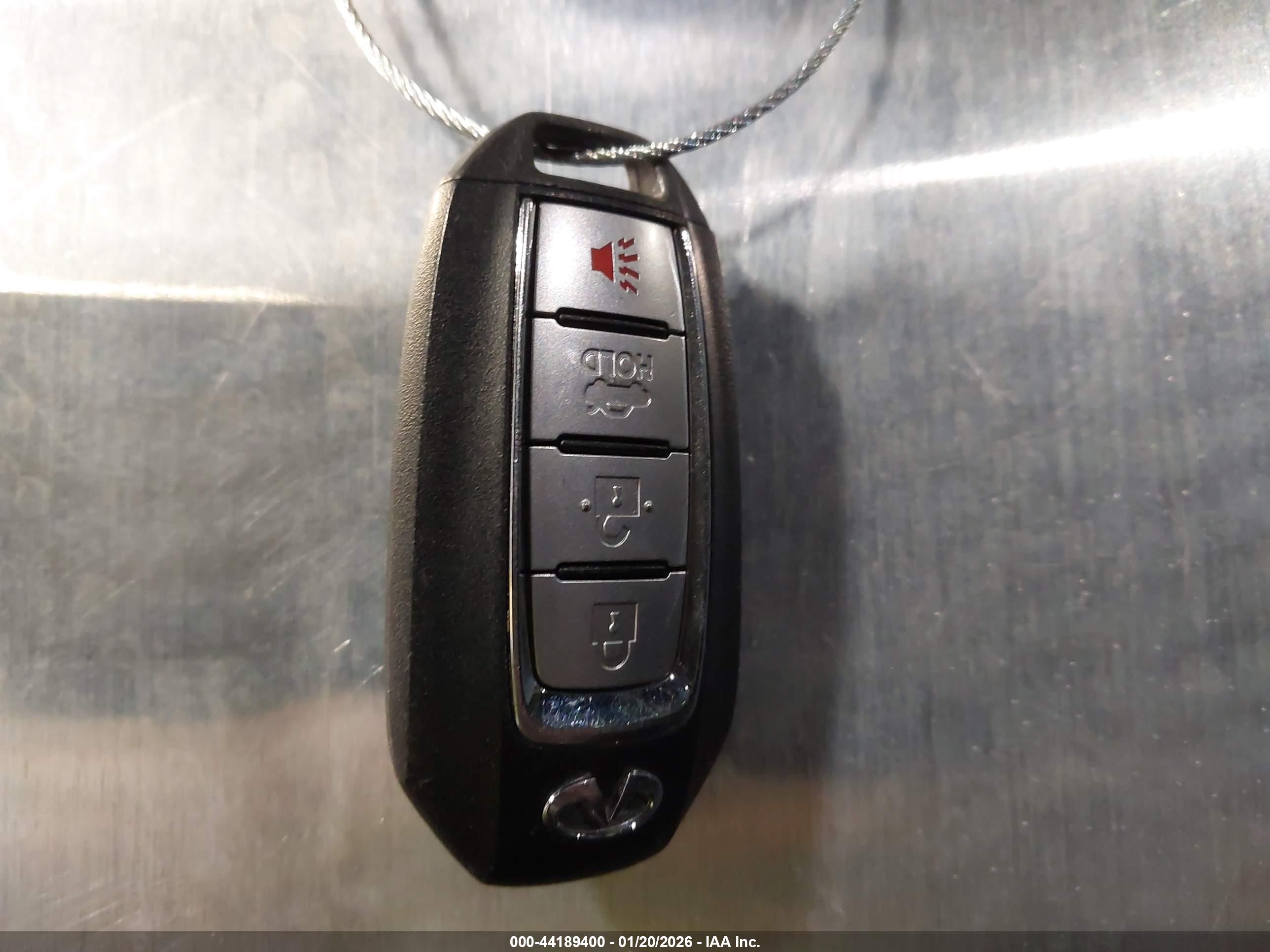INFINITI Q60 image 11