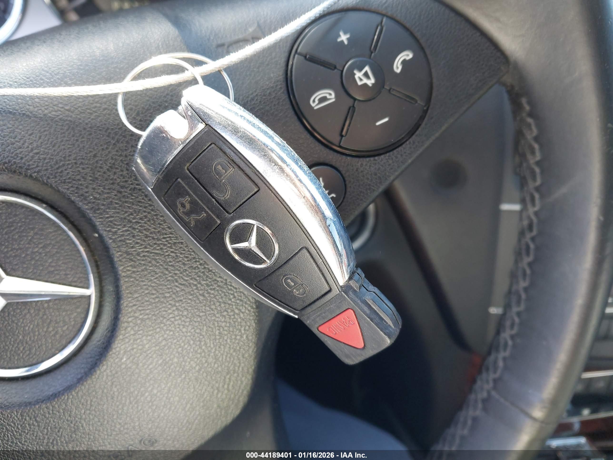 MERCEDES-BENZ C image 11