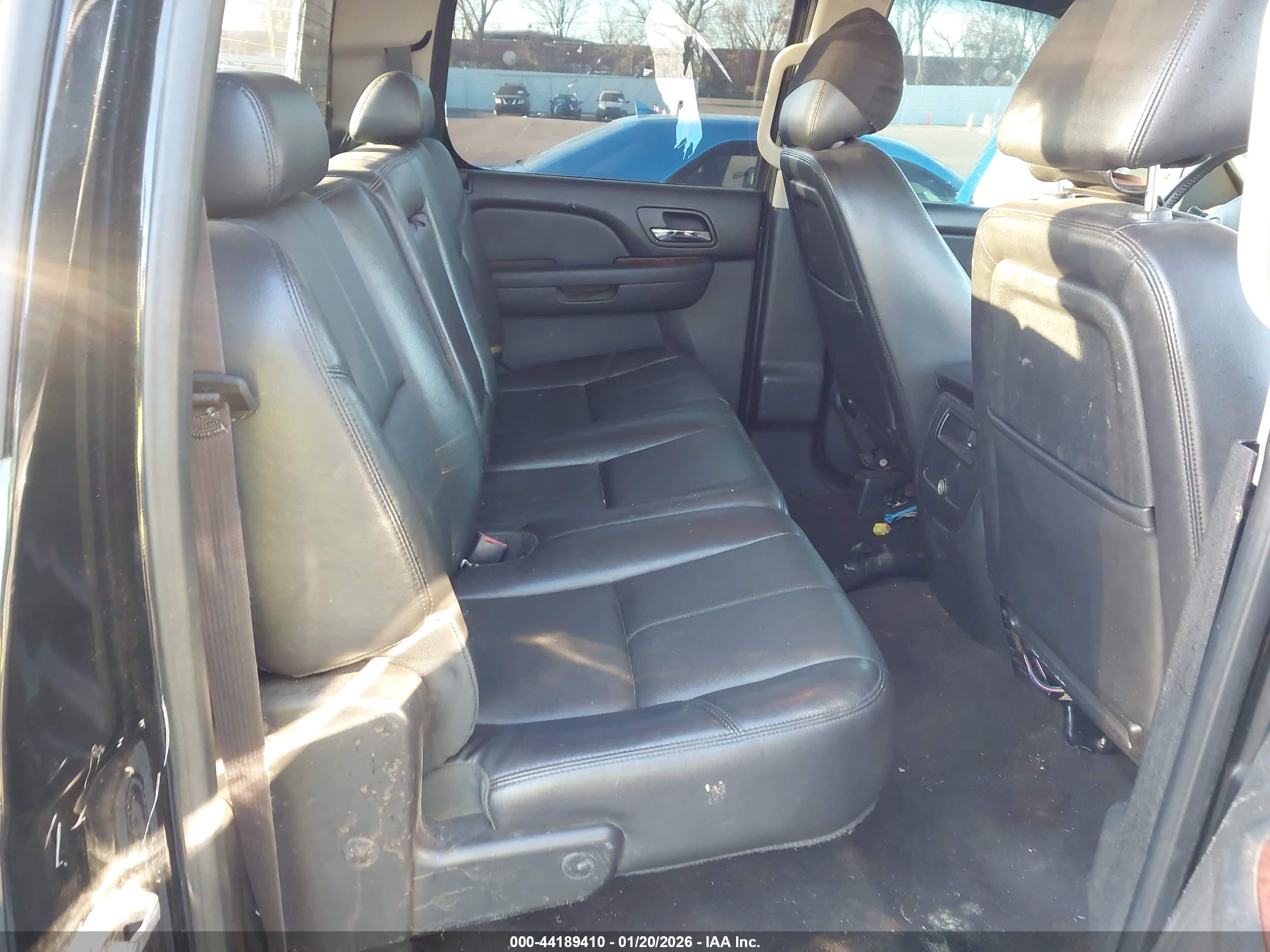 GMC SIERRA image 8