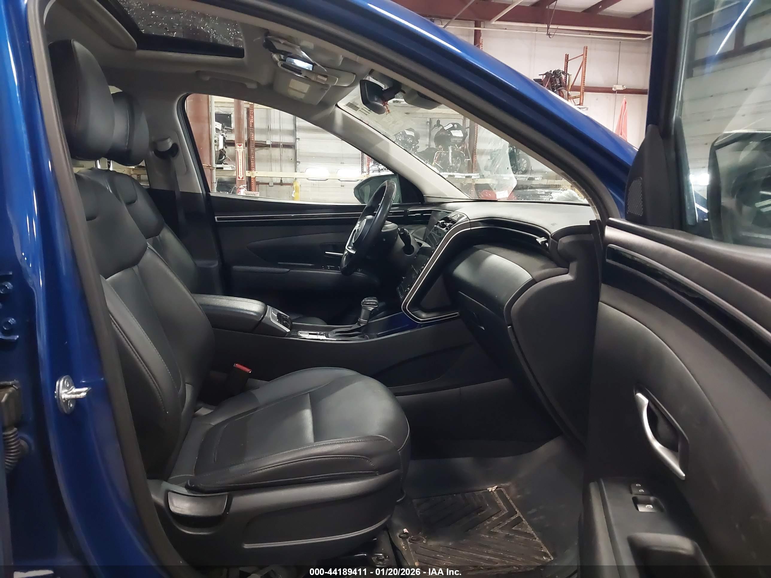 HYUNDAI TUCSON image 5