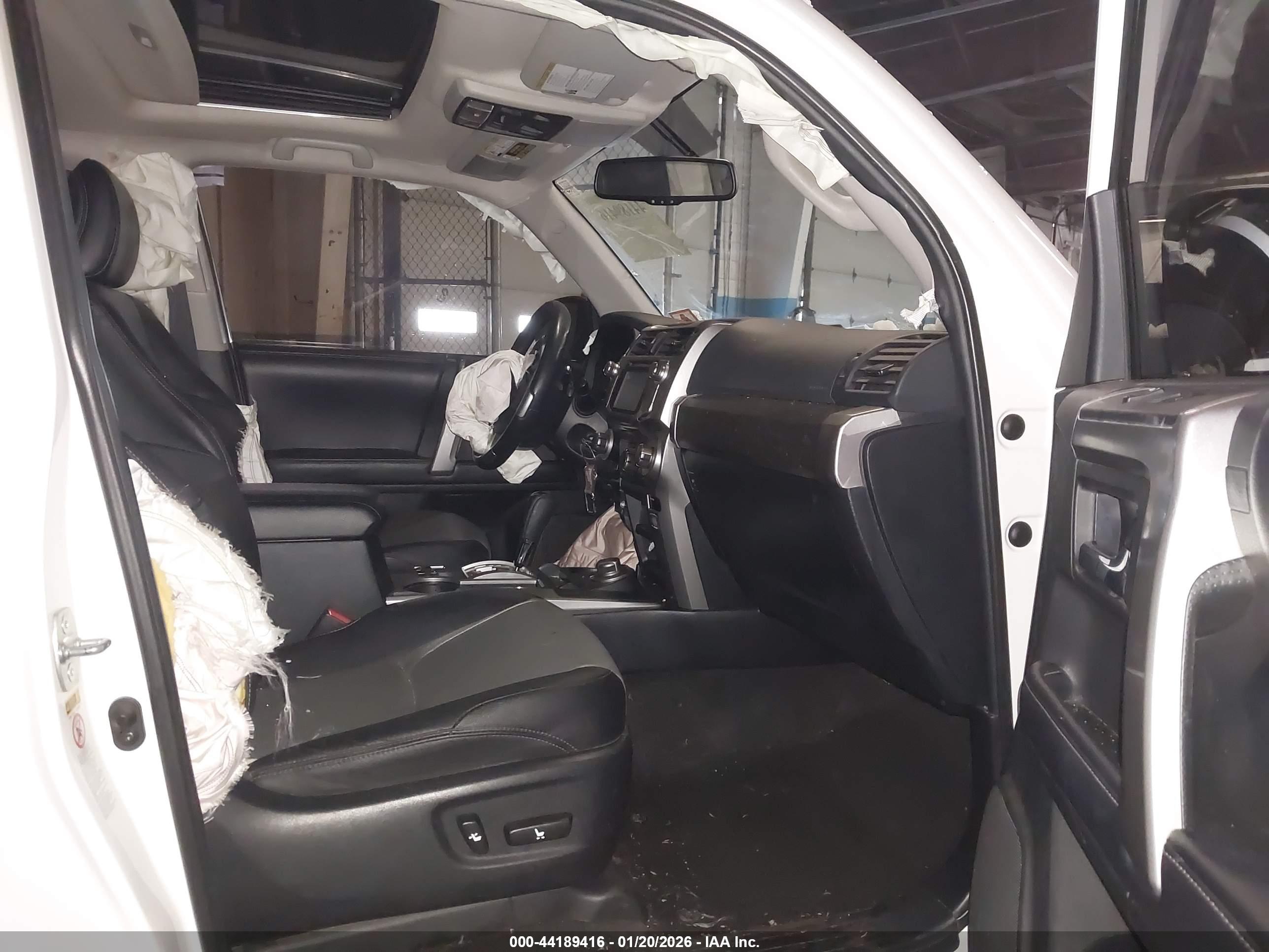 TOYOTA 4RUNNER image 5