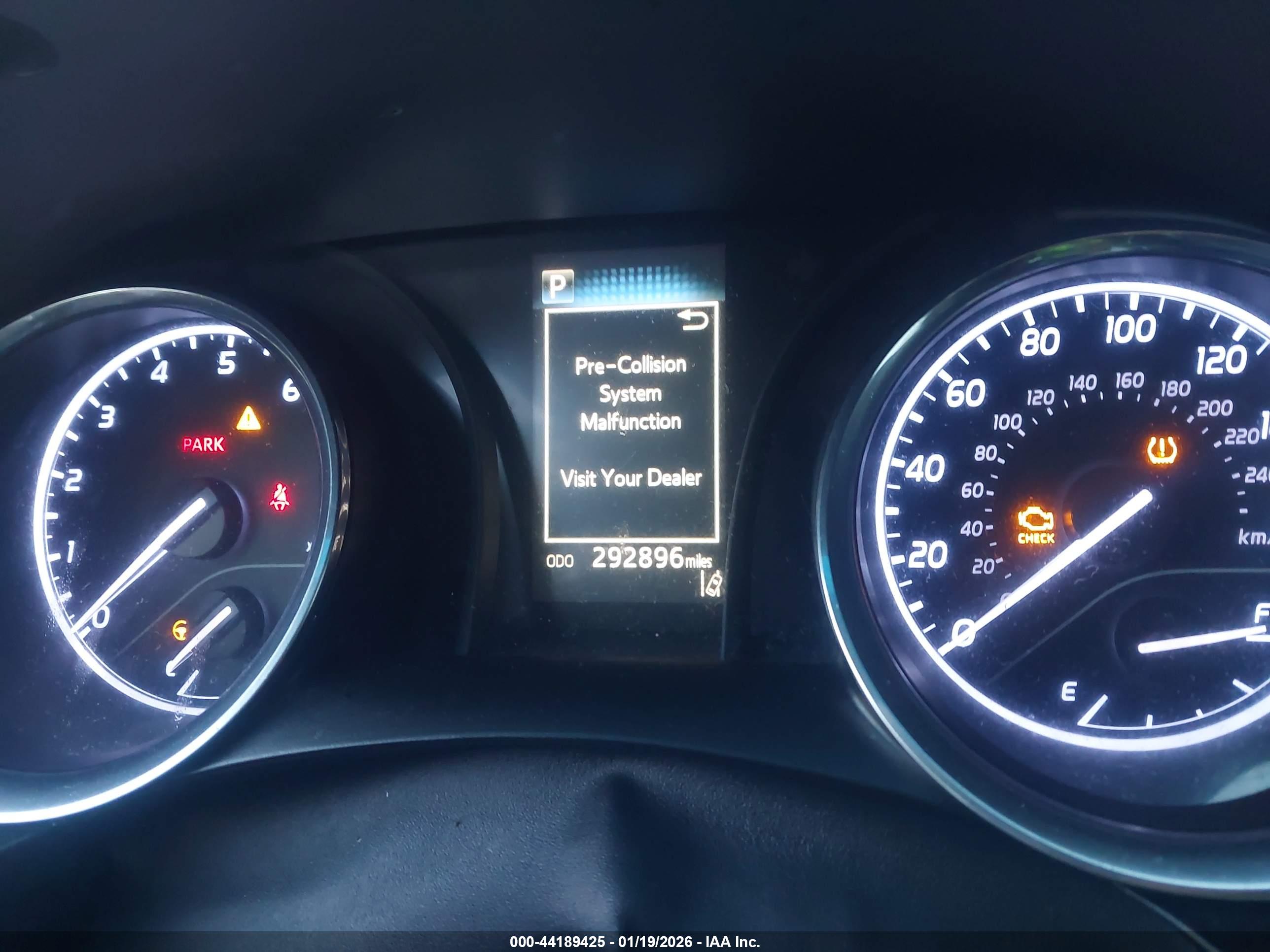 TOYOTA CAMRY image 7