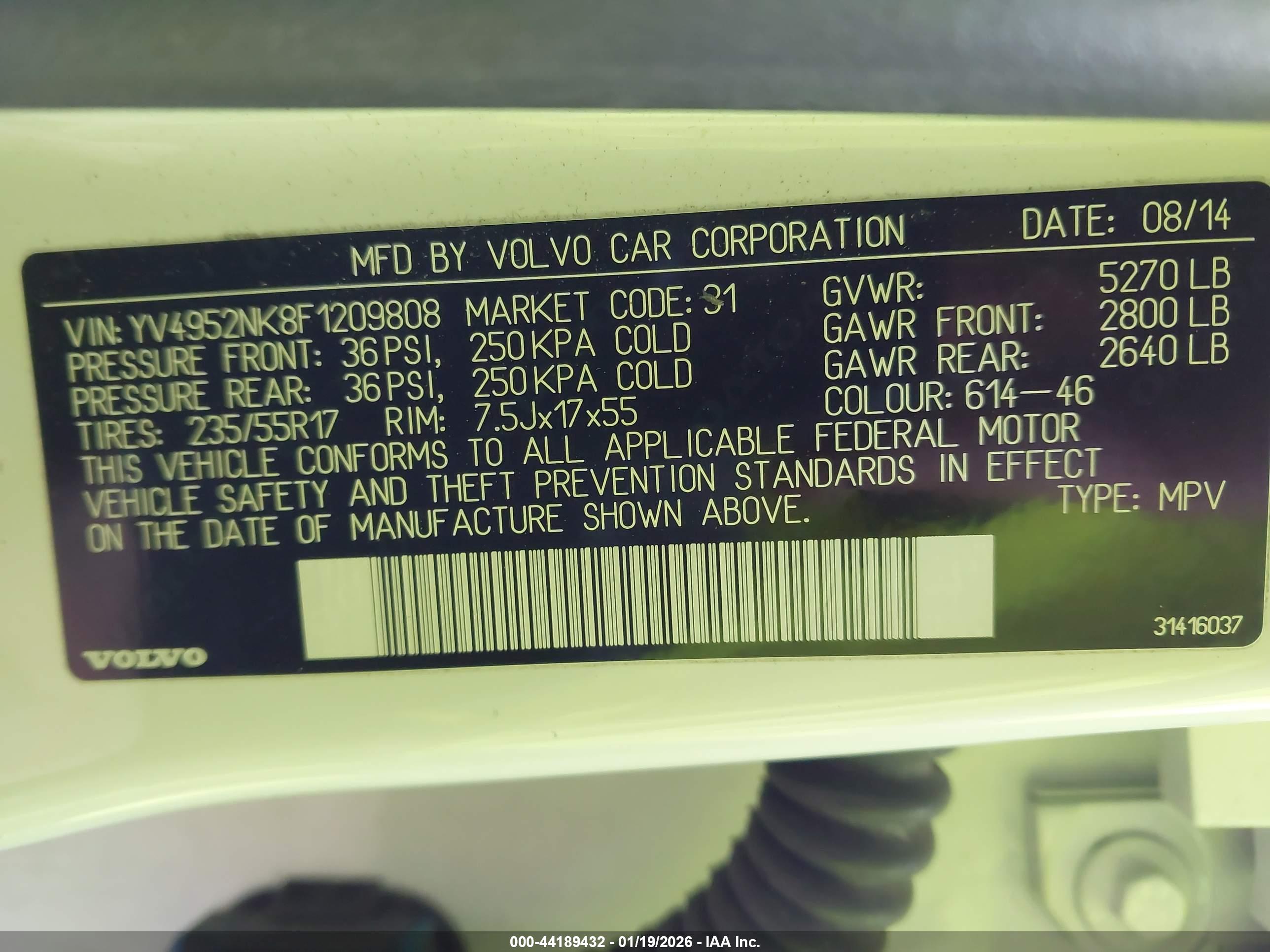 VOLVO XC70 image 9